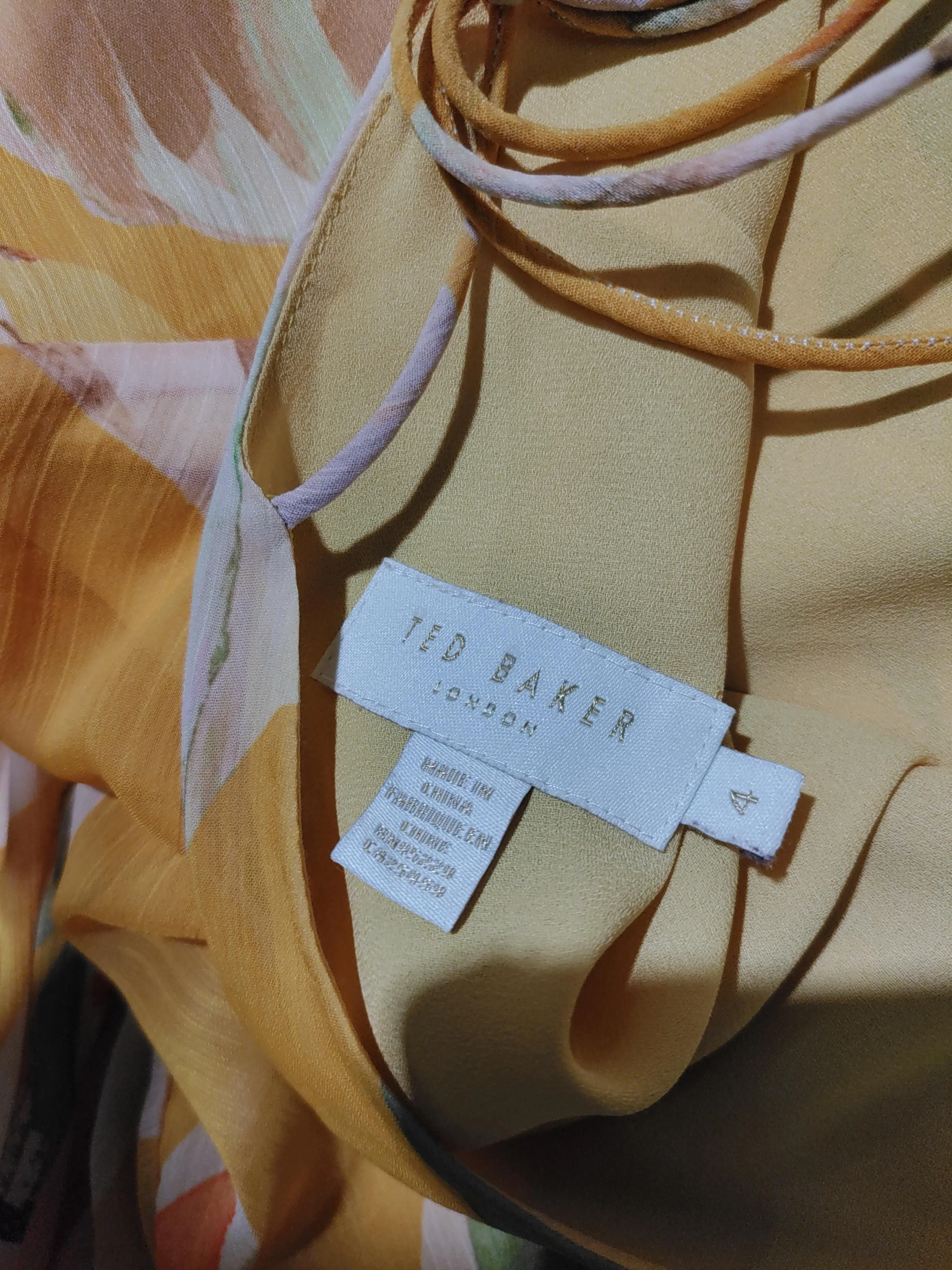 Ted Baker Women's Top L Yellow Floral 100% Other Short Sleeve V-Neck Basic - Image 5