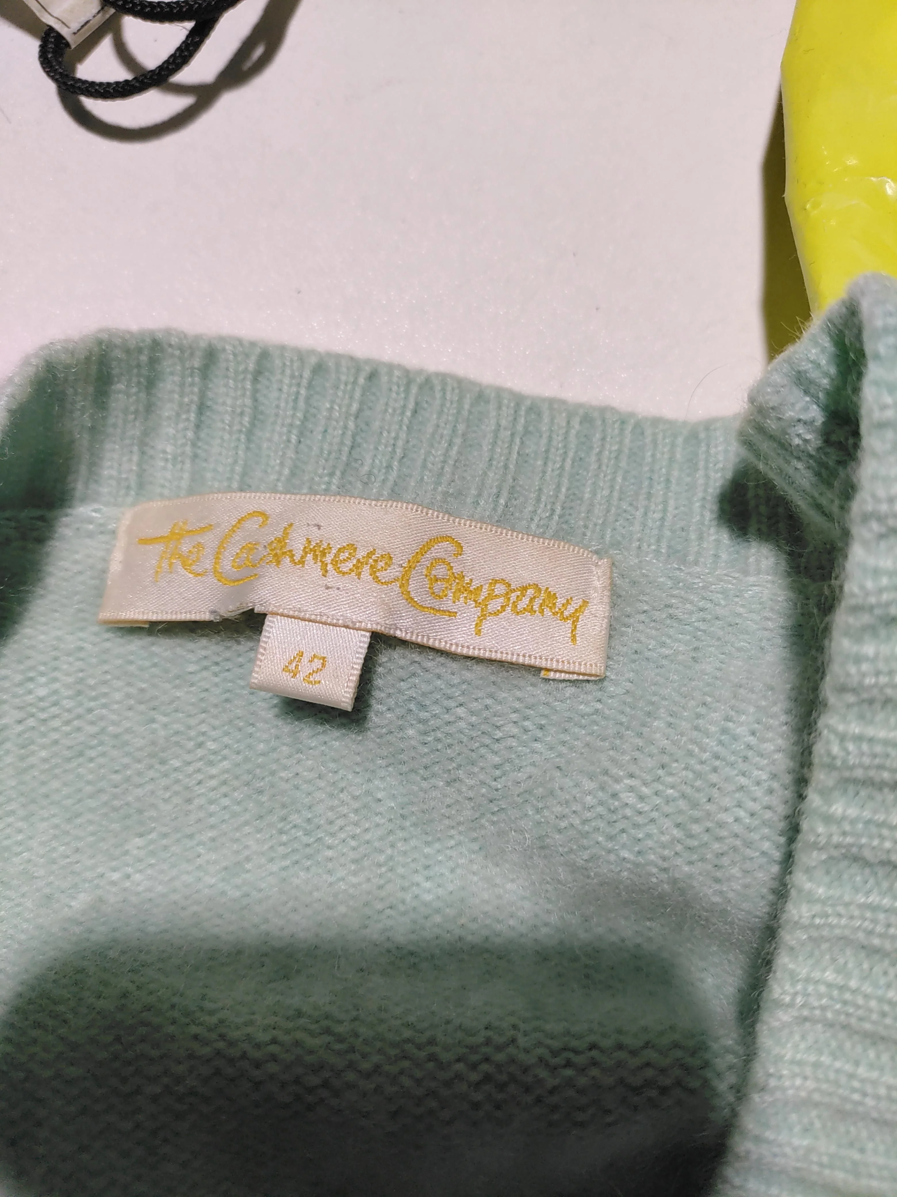 The Cashmere Company Women's Cardigan M Green 100% Cashmere V-Neck Cardigan - Image 6