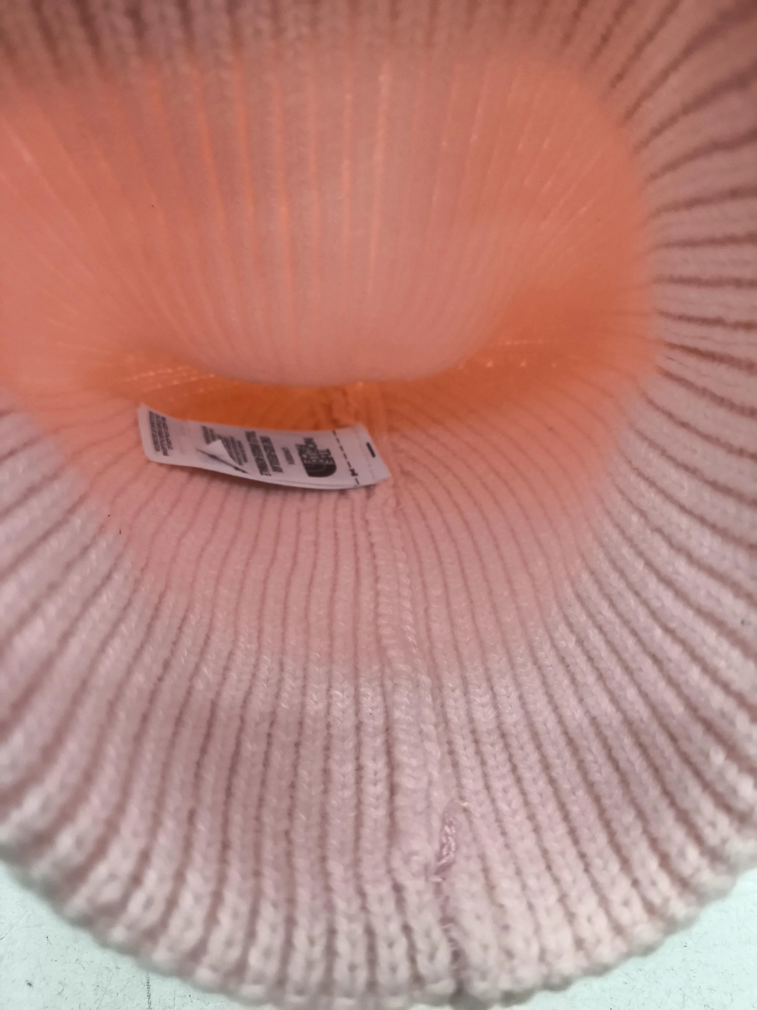 The North Face Men's Hat Pink Acrylic with Elastane Beanie - Image 4