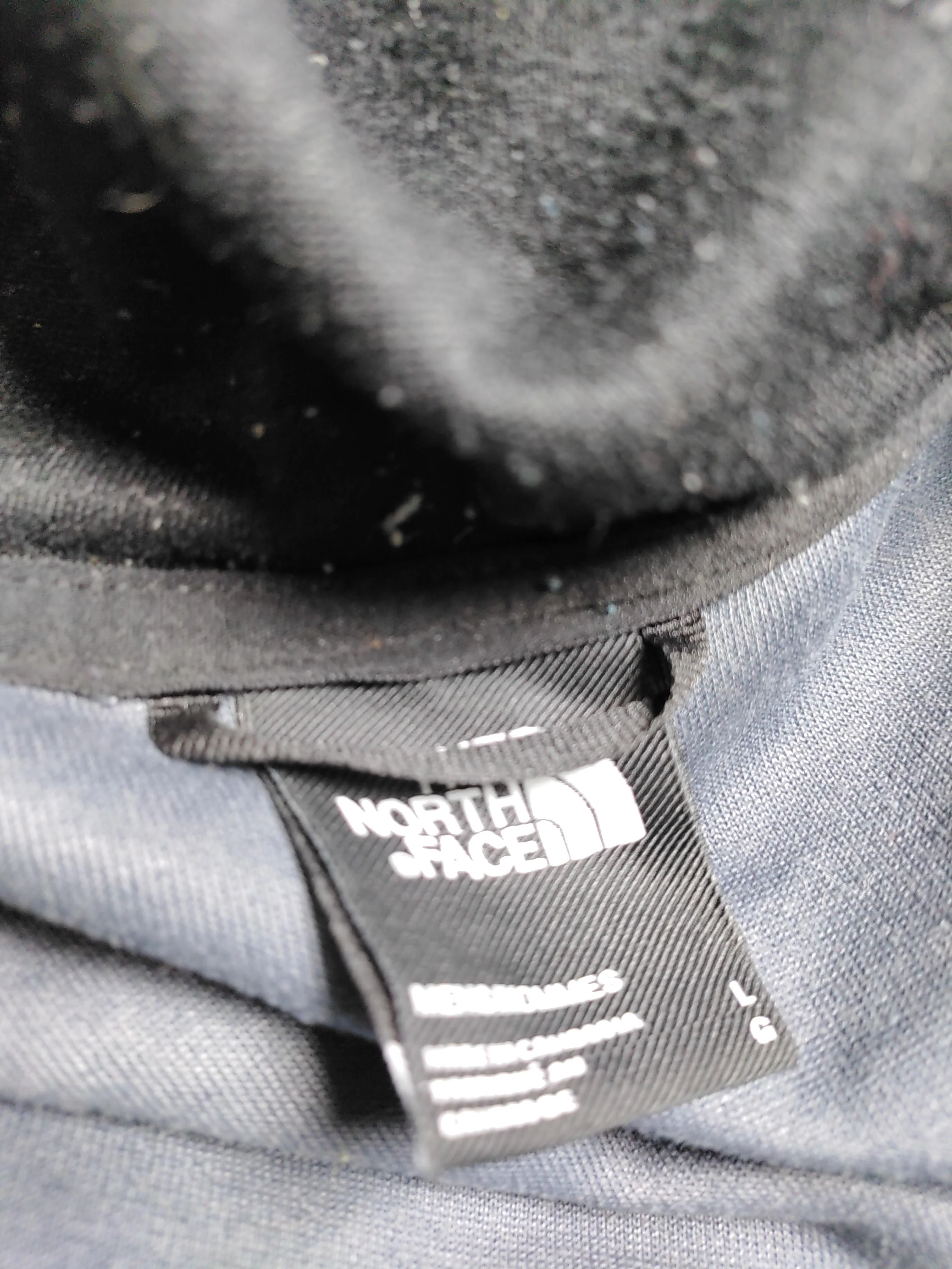 The North Face Men's Hoodie L Grey 100% Polyester Pullover - Image 6