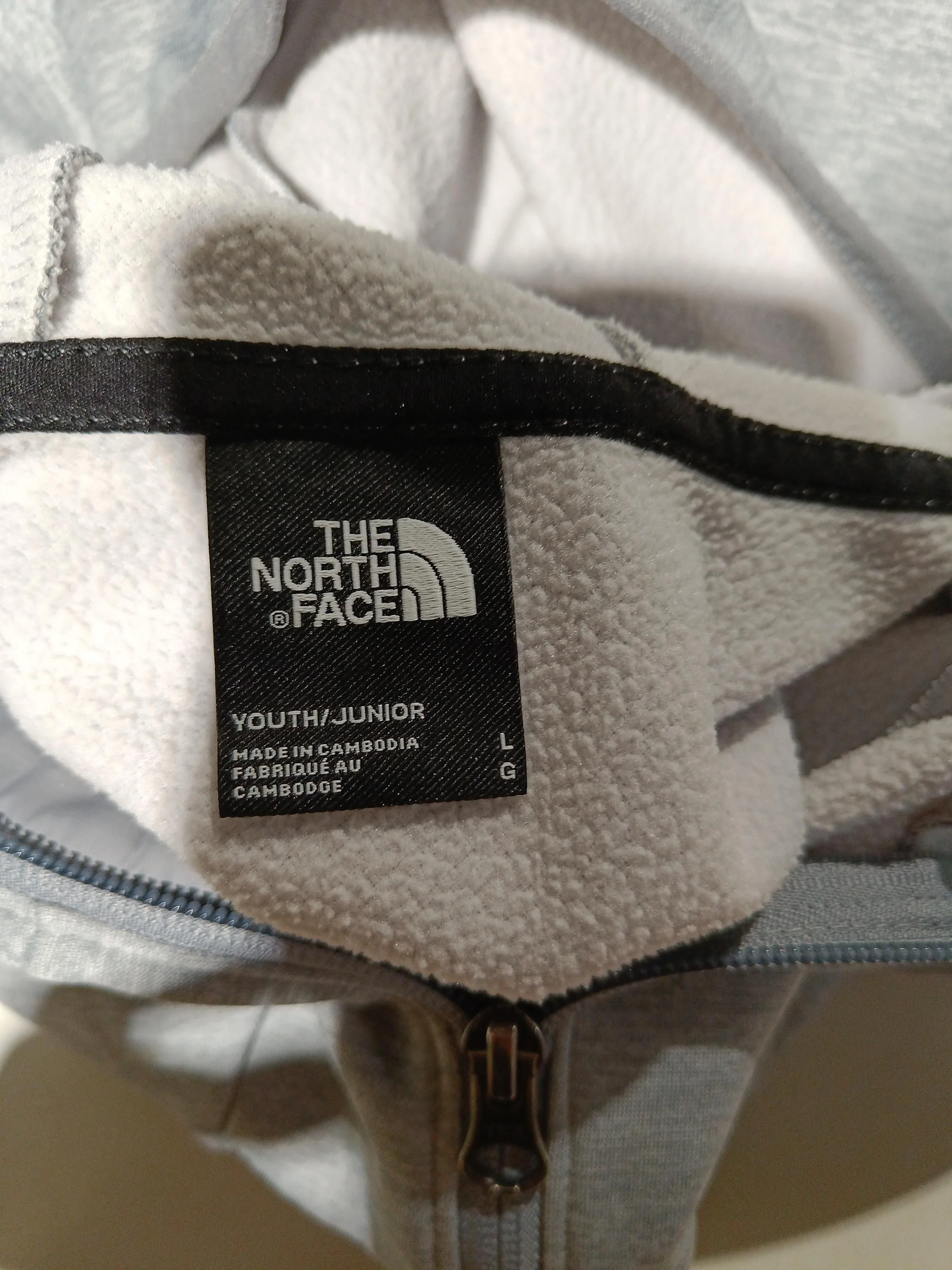 The North Face Men's Hoodie L Grey 100% Polyester Pullover - Image 5