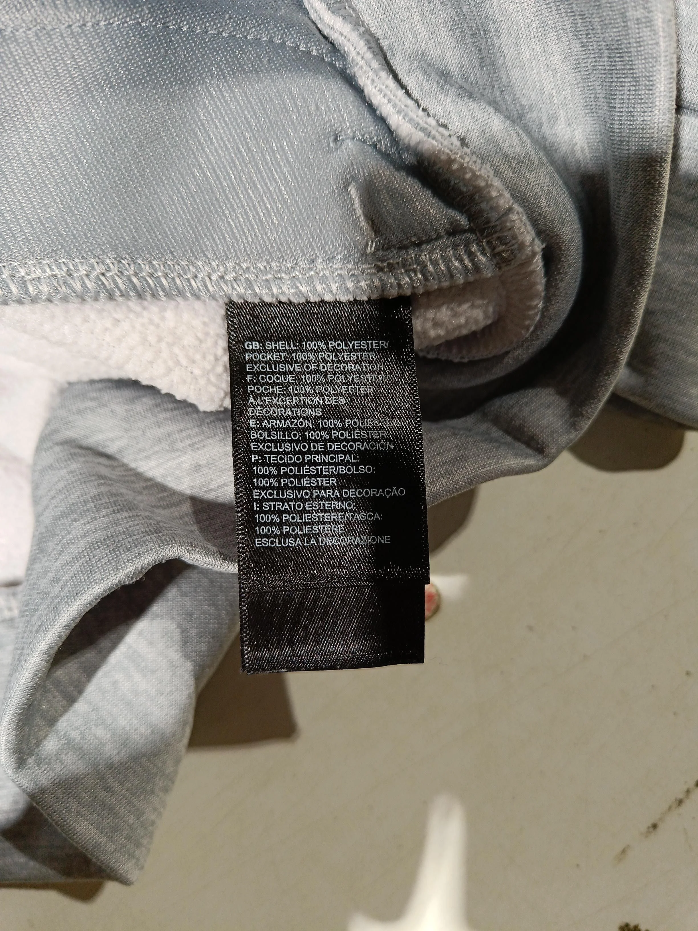The North Face Men's Hoodie L Grey 100% Polyester Pullover - Image 6