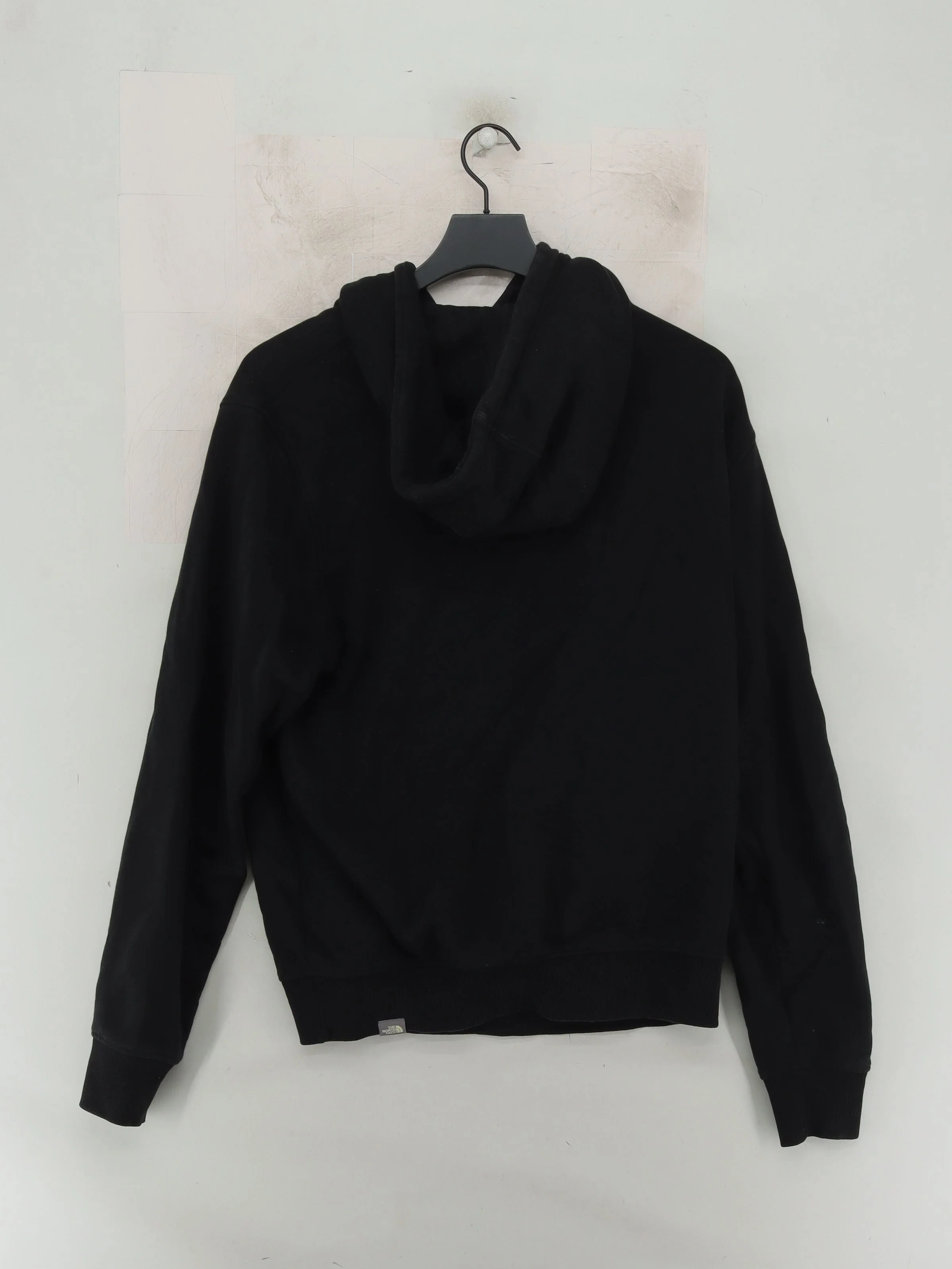 The North Face Men's Hoodie M Black Graphic 100% Cotton Pullover - Image 2