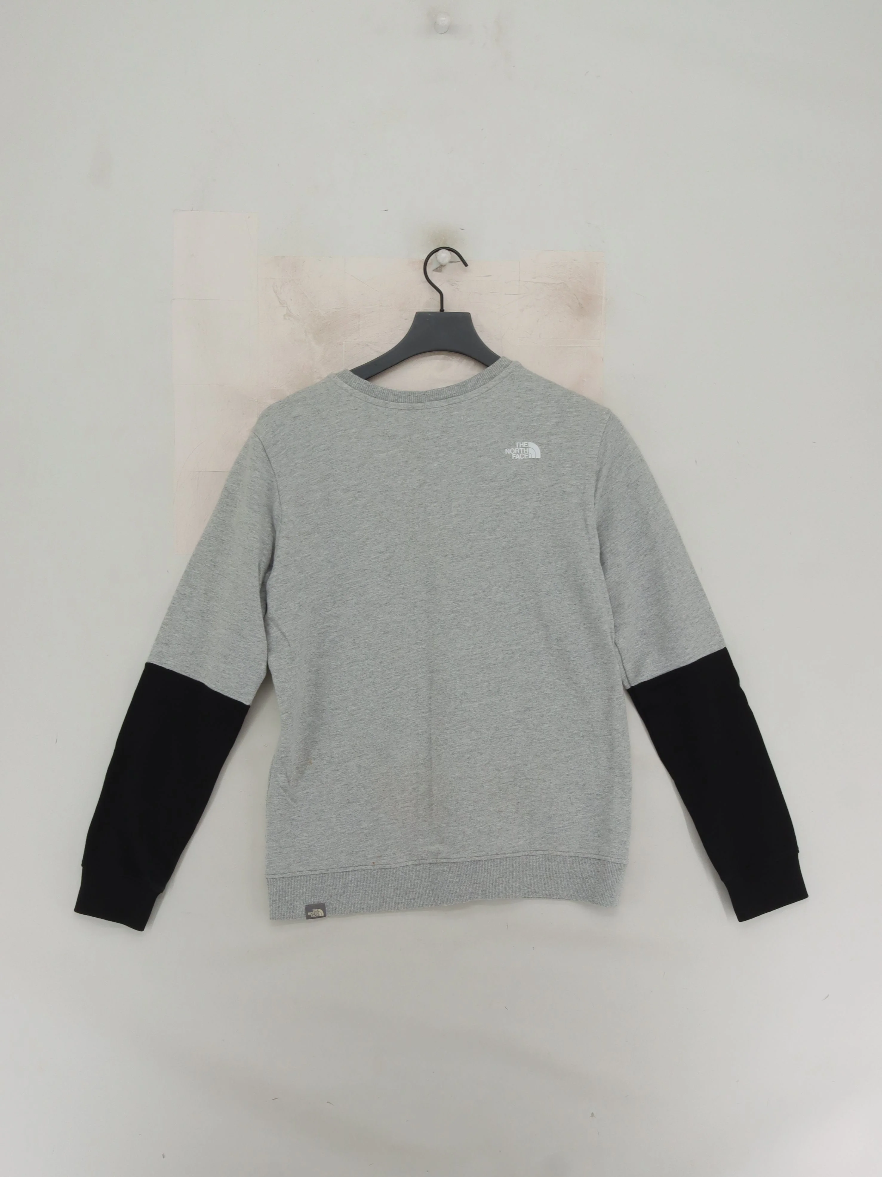 The North Face Men's Hoodie XL Grey Graphic Cotton with Polyester Pullover - Image 2