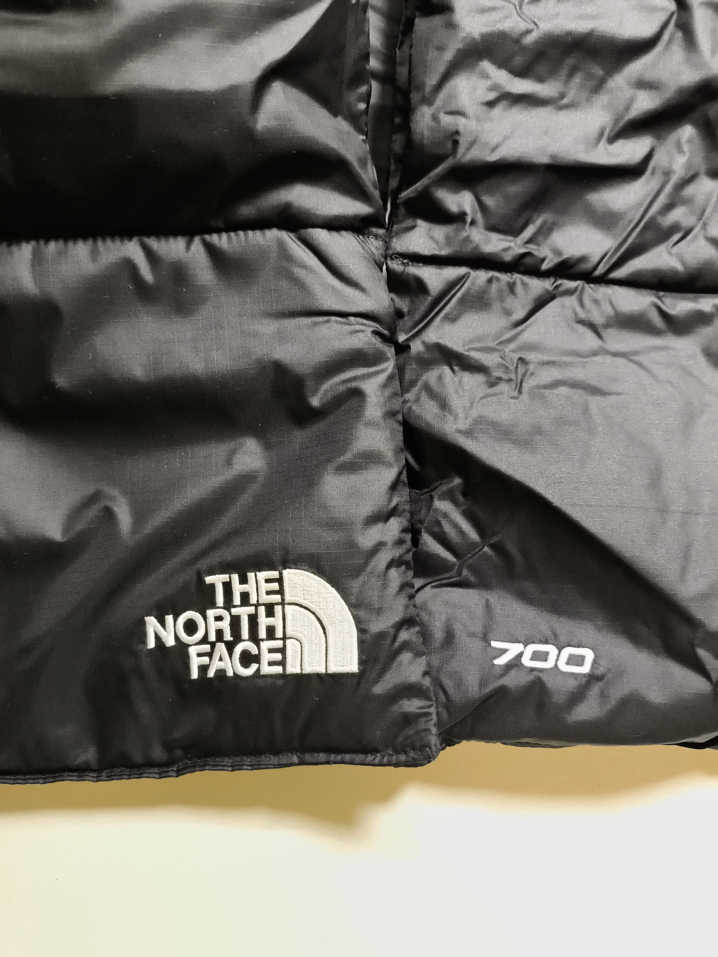 The North Face Men's Scarf Black Nylon with Polyester Scarf - Image 5