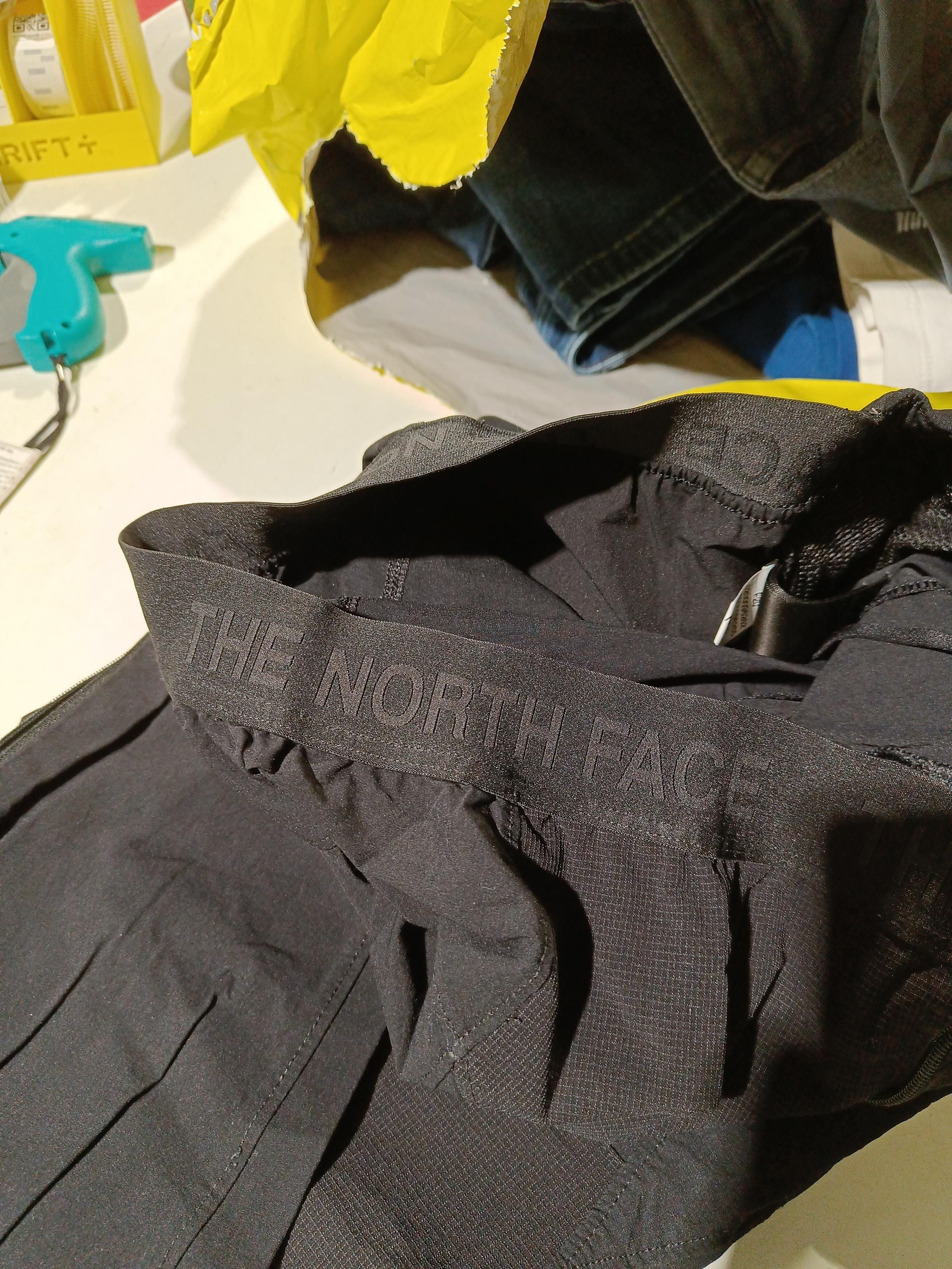 The North Face Track Pants trousers black - Image 5
