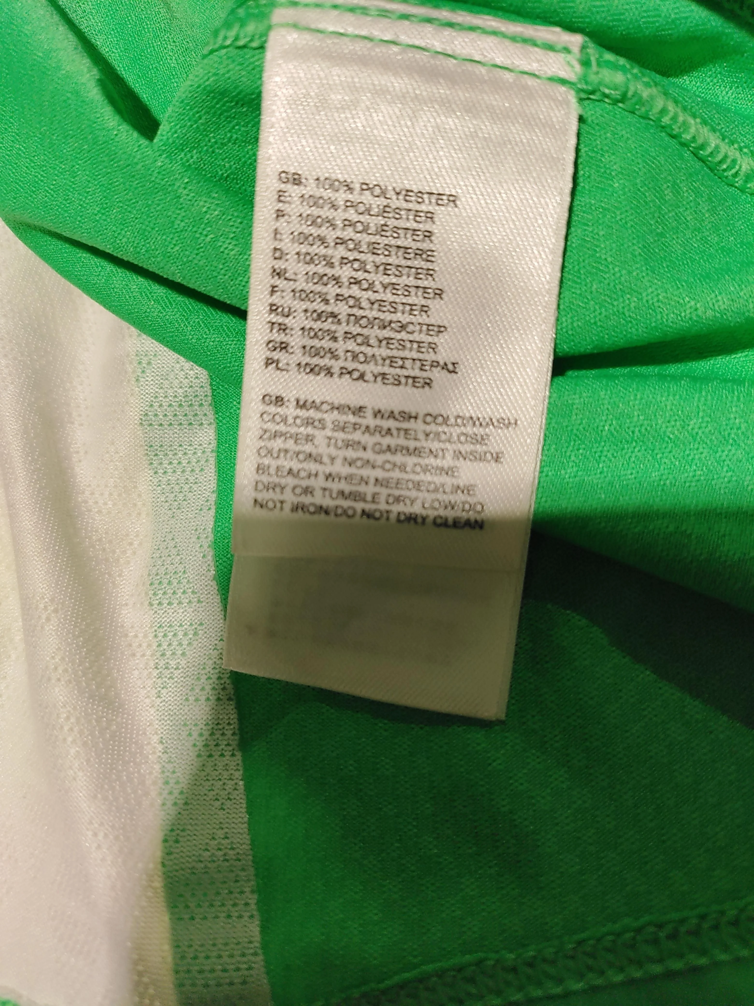 The North Face Women's T-Shirt S Green Geometric 100% Polyester Basic - Image 7