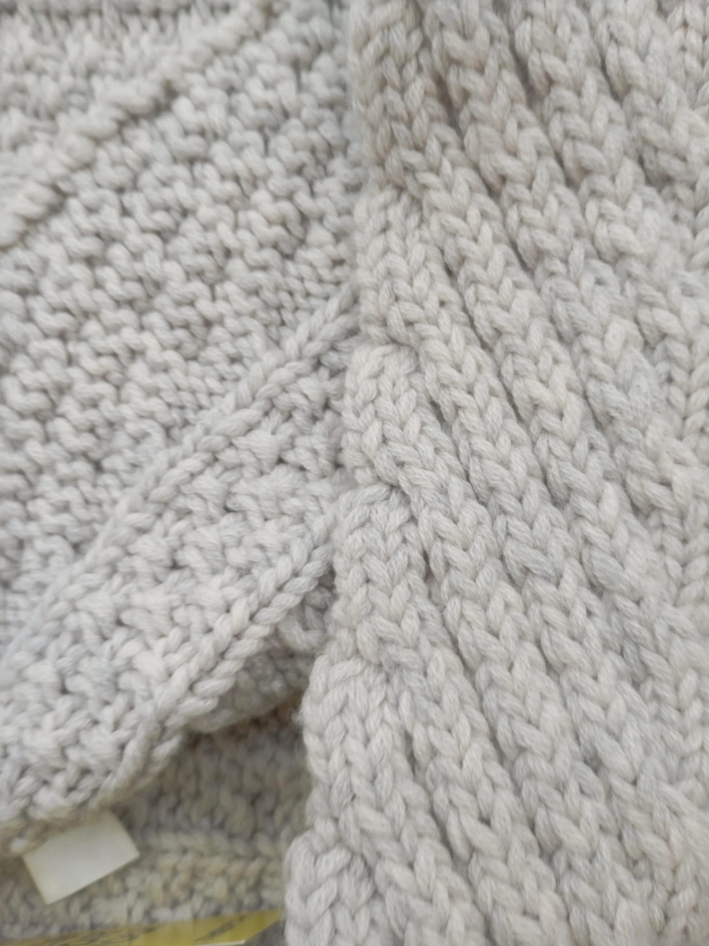 The White Company Men's Scarf Grey 100% Wool Scarf - Image 4