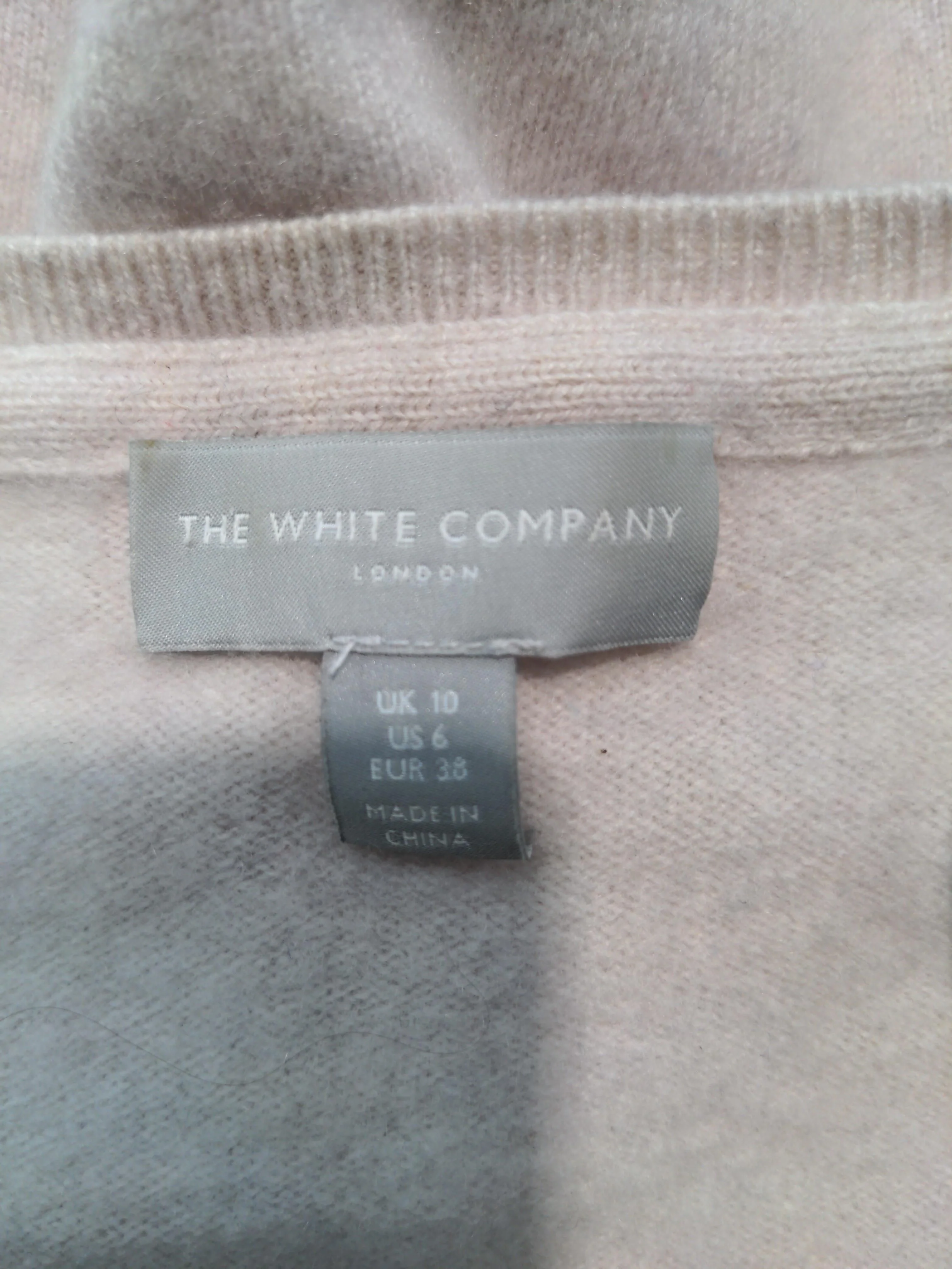 The White Company Women's Jumper S Cream 100% Cashmere V-Neck Pullover - Image 6