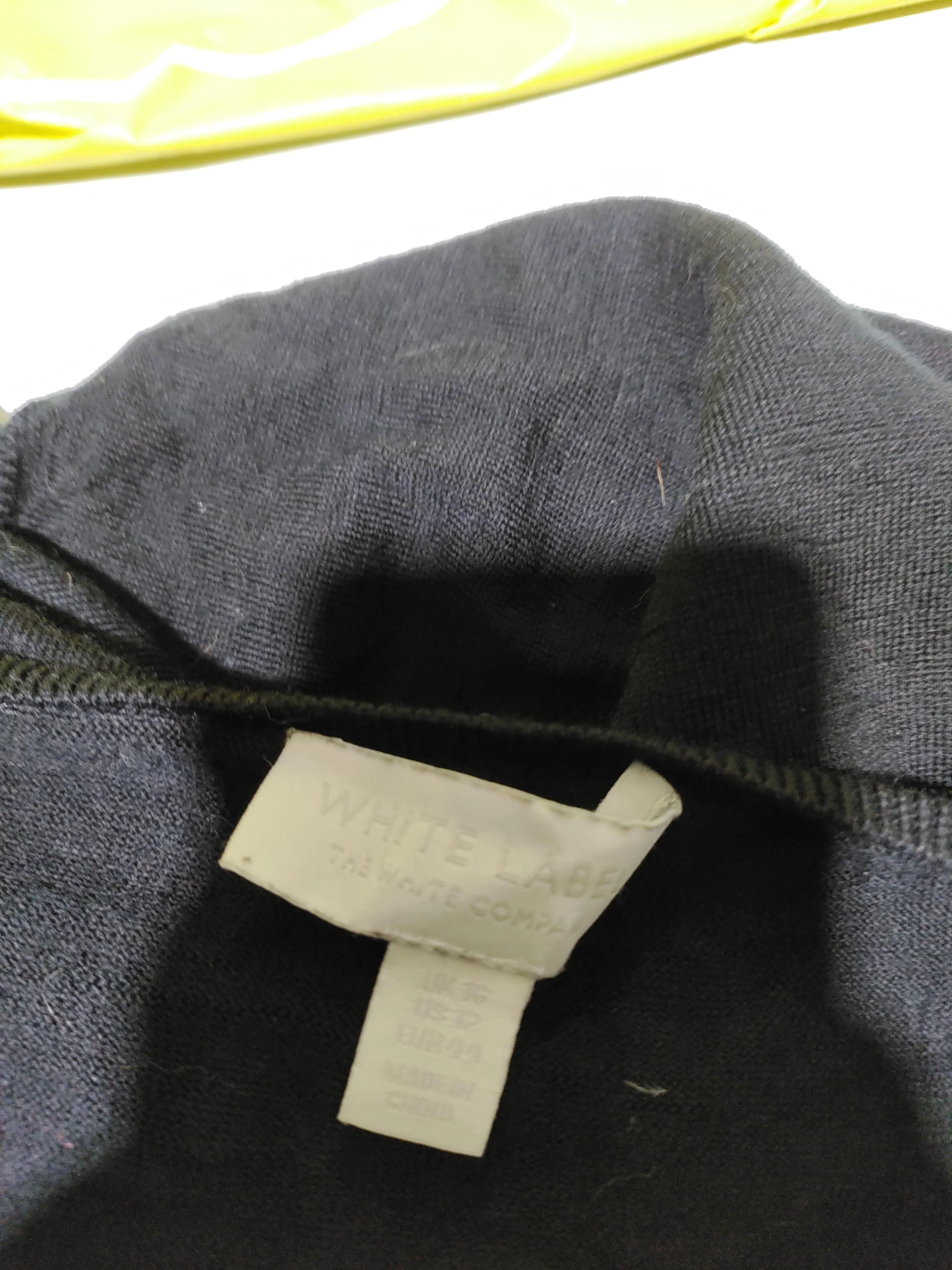 The White Company Women's Jumper UK 16 Black 100% Wool V-Neck Pullover - Image 5
