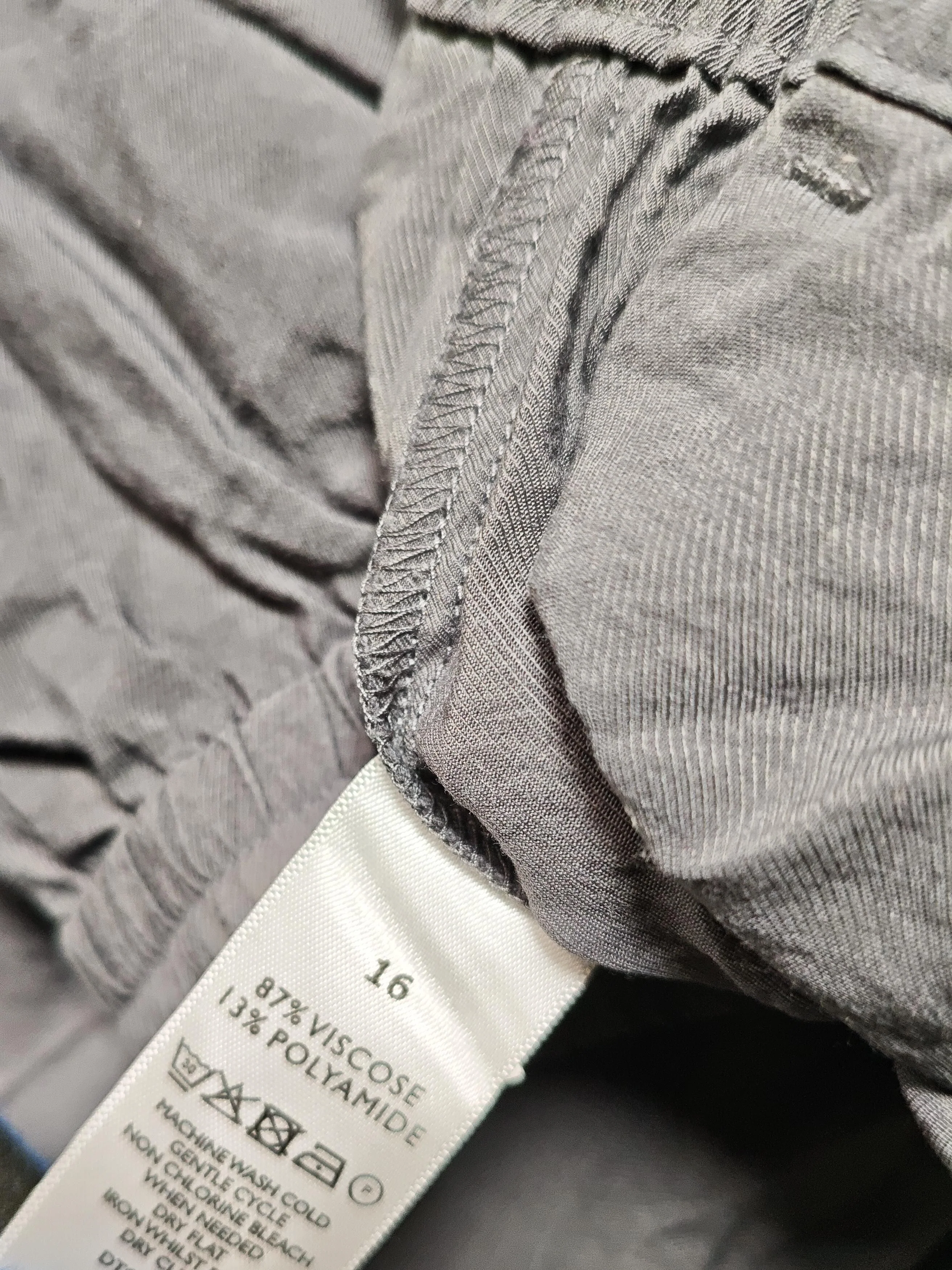 The White Company Women's Sports Bottoms UK 16 Grey Viscose - Image 6