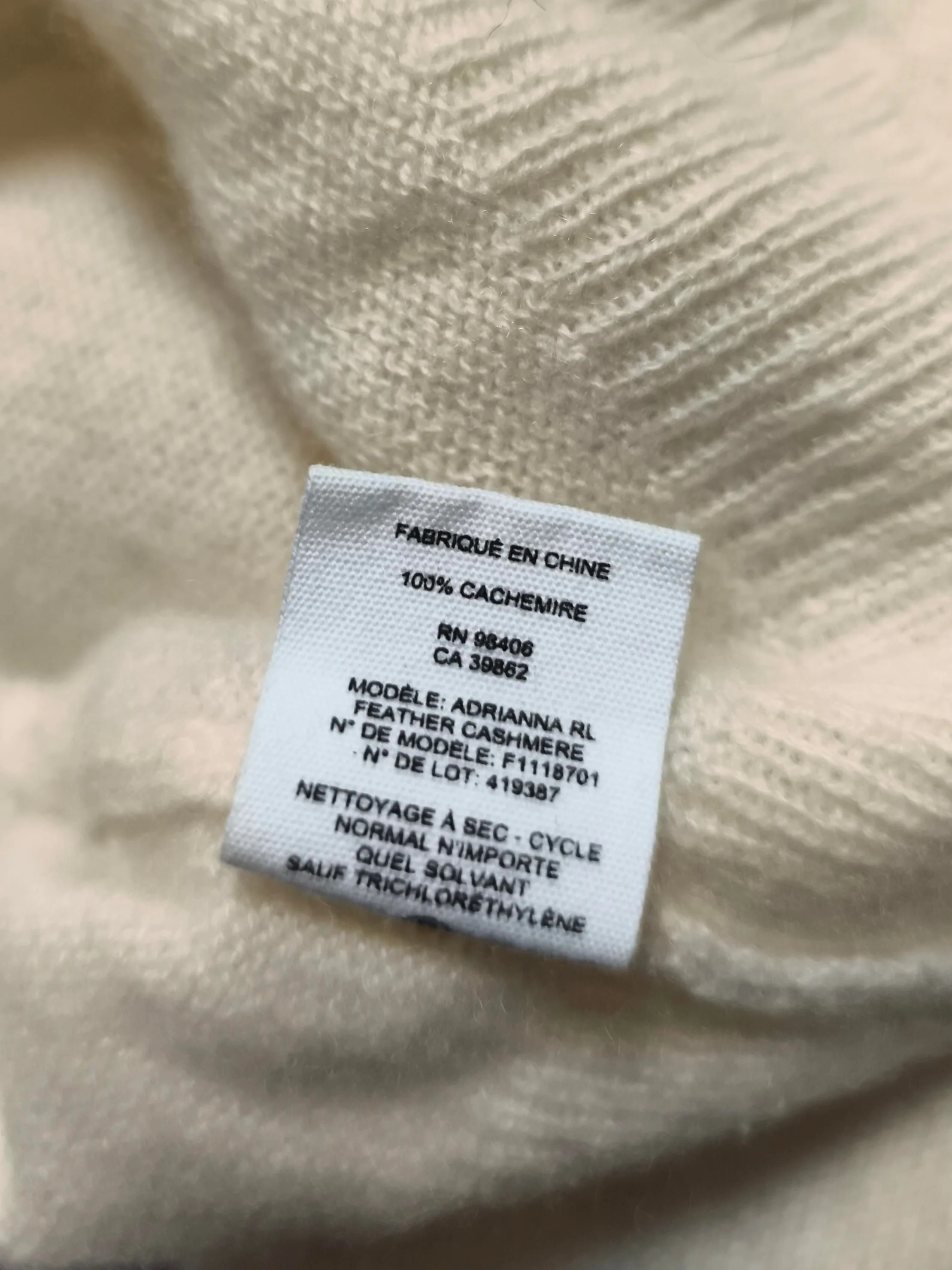 Theory Women's Jumper XS Cream 100% Cashmere V-Neck Pullover - Image 6