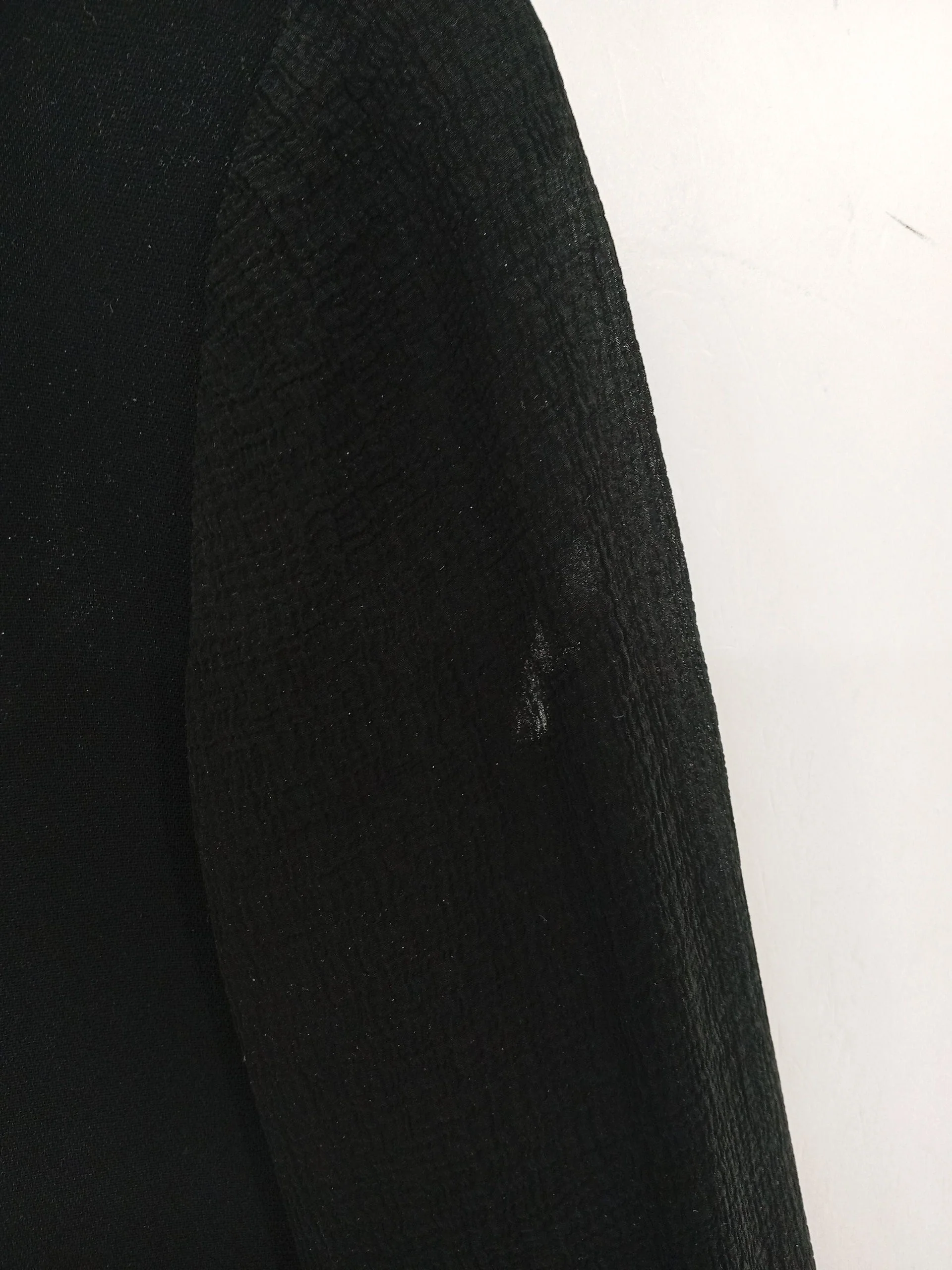 Theory Women's Top M Black Polyester with Silk Long Sleeve Round Neck Basic - Image 5