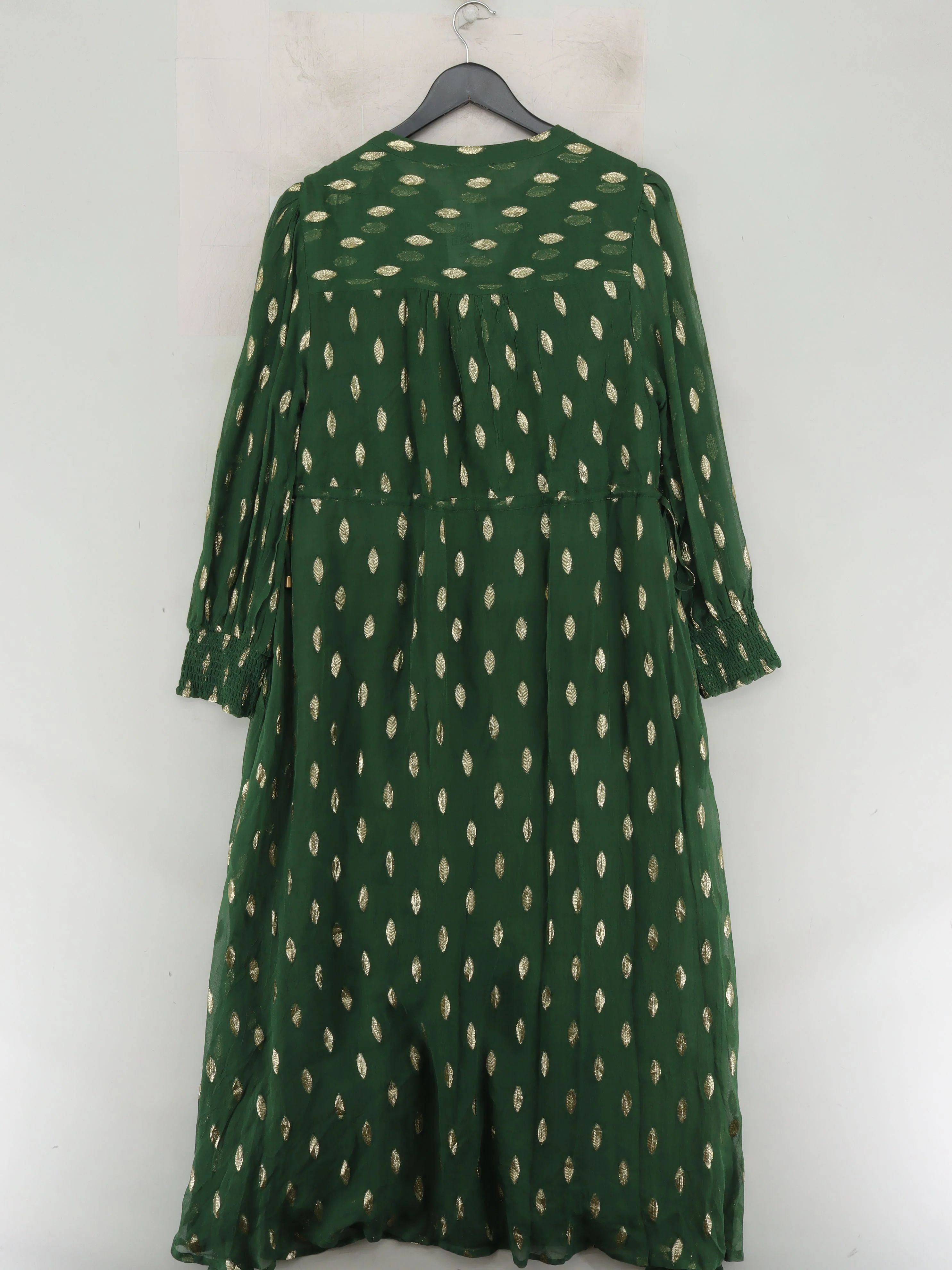 This is Unfolded Maxi Dress UK16 in Green - Image 2