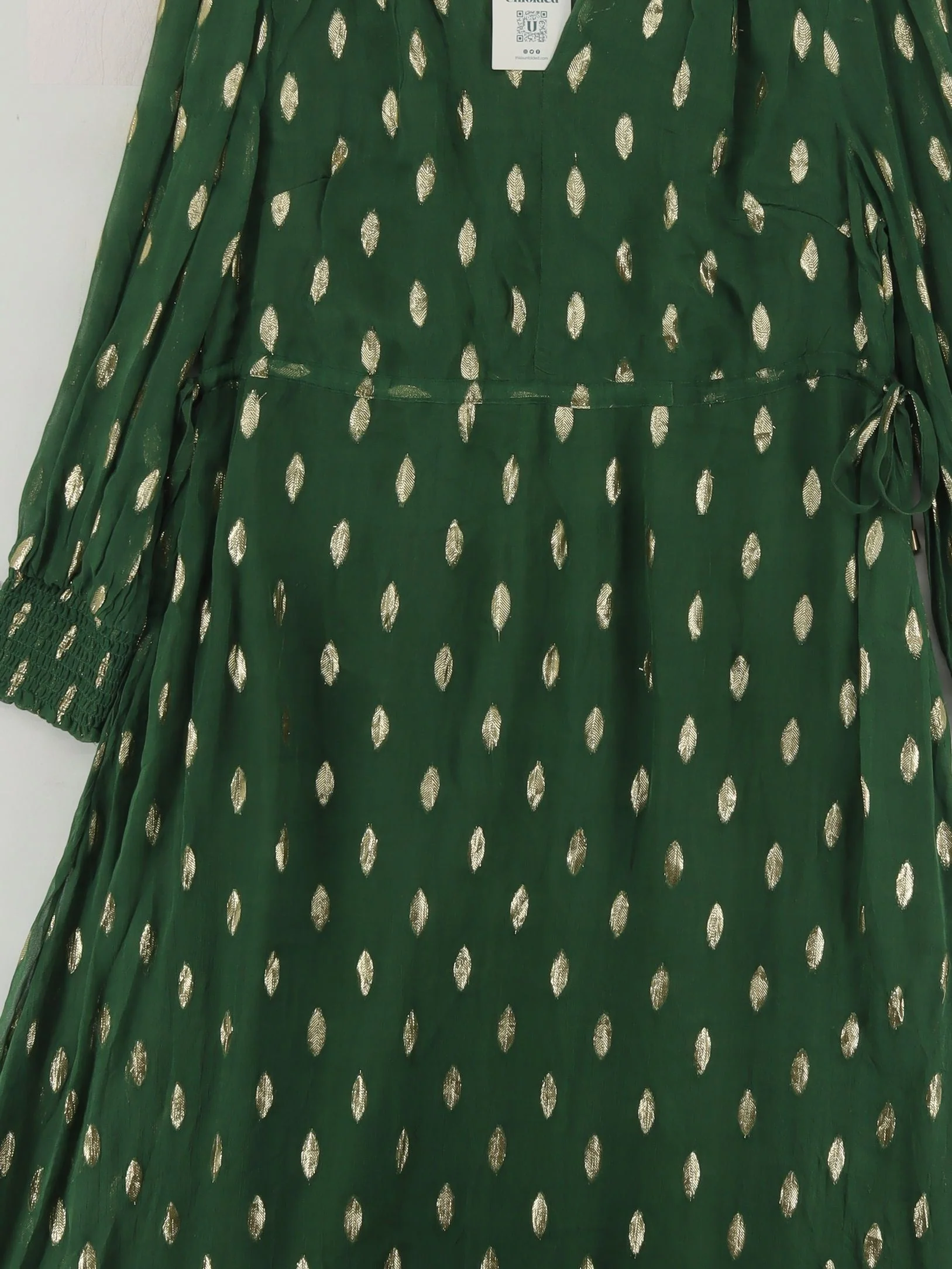 This is Unfolded Maxi Dress UK16 in Green - Image 3
