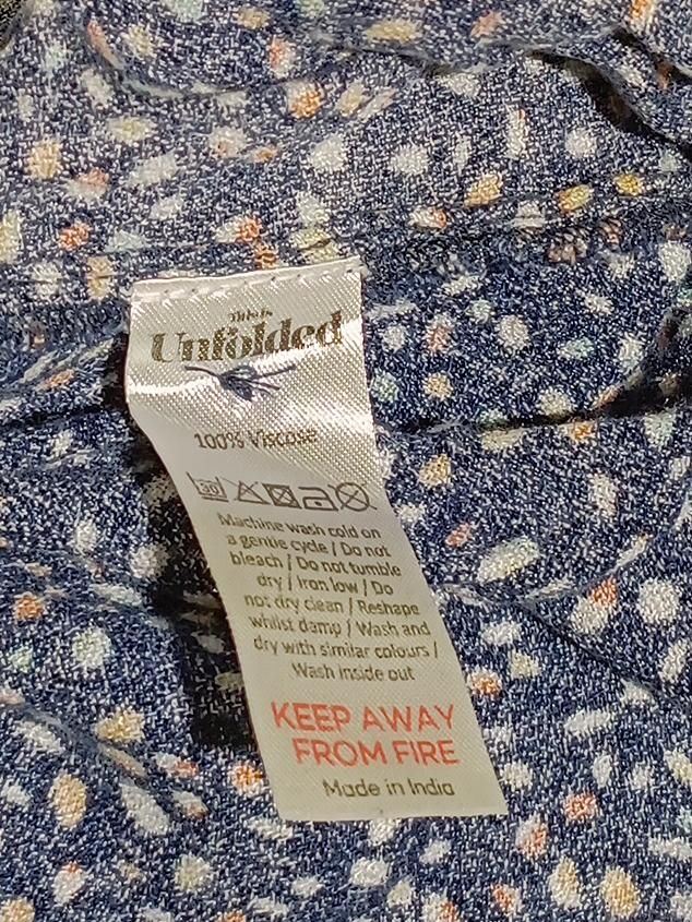 This Is Unfolded Women's Top UK 6 Blue 100% Viscose Long Sleeve V-Neck Basic - Image 6