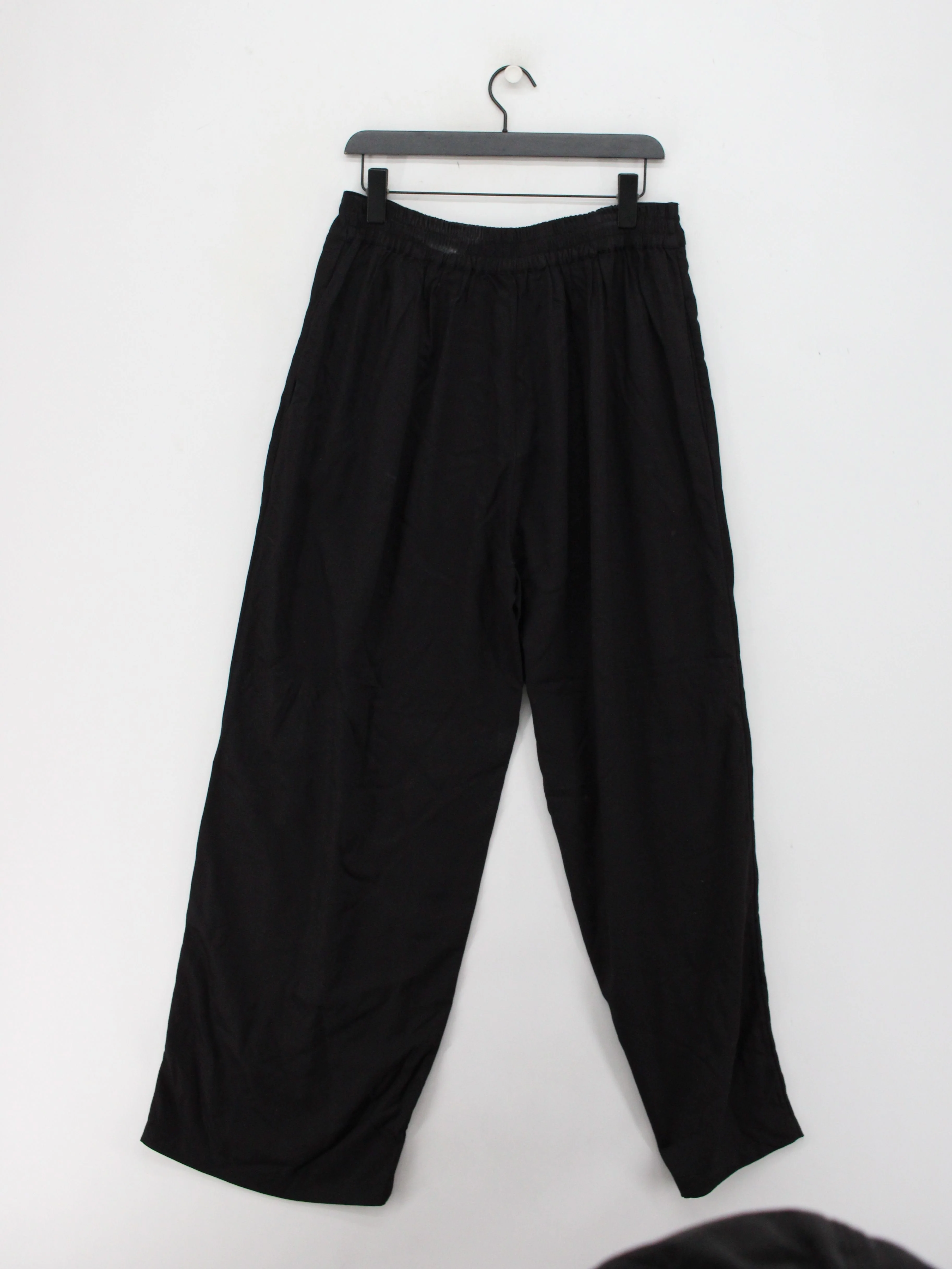 This Is Unfolded Women's Trousers UK 16 Black 100% Viscose Wide-Leg Sweatpants - Image 2