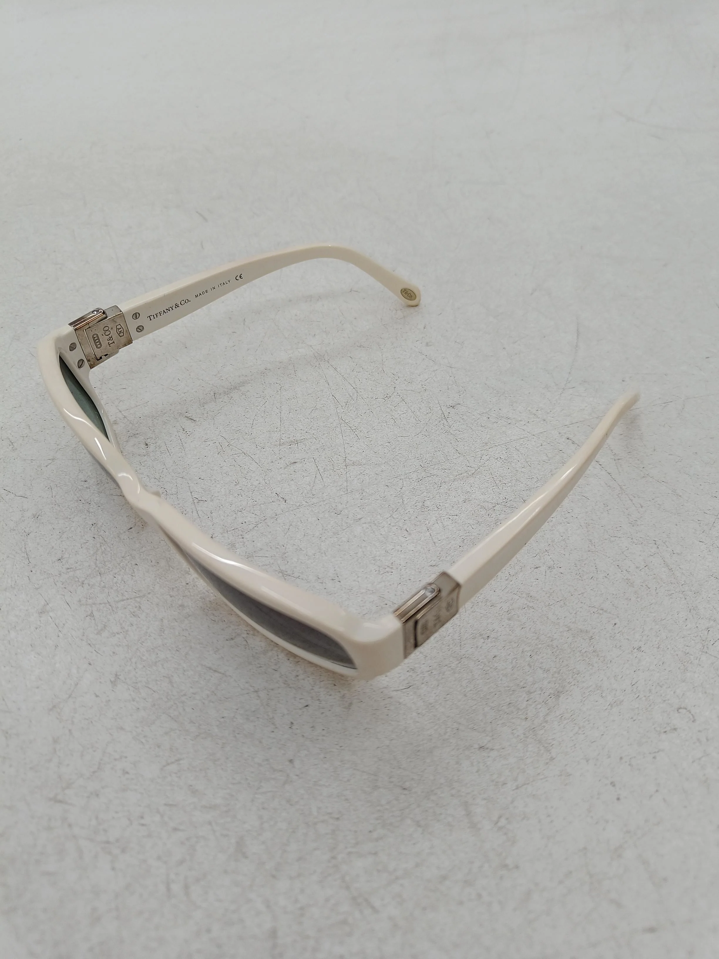 Tiffany & Co Women's Sunglasses White Oval - Image 4