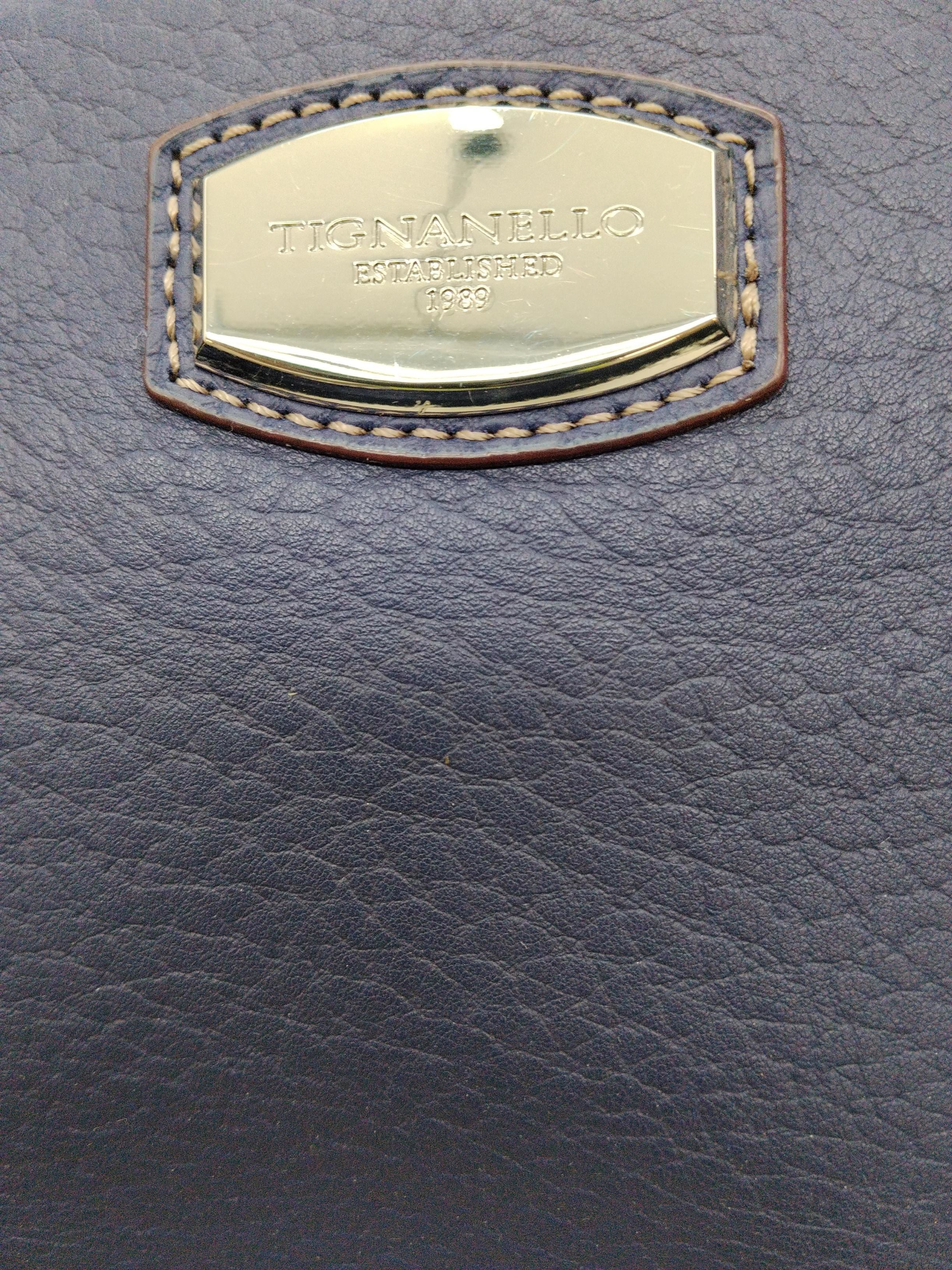 Tignanello Women's Bag Blue 100% Leather Shoulder Bag - Image 3