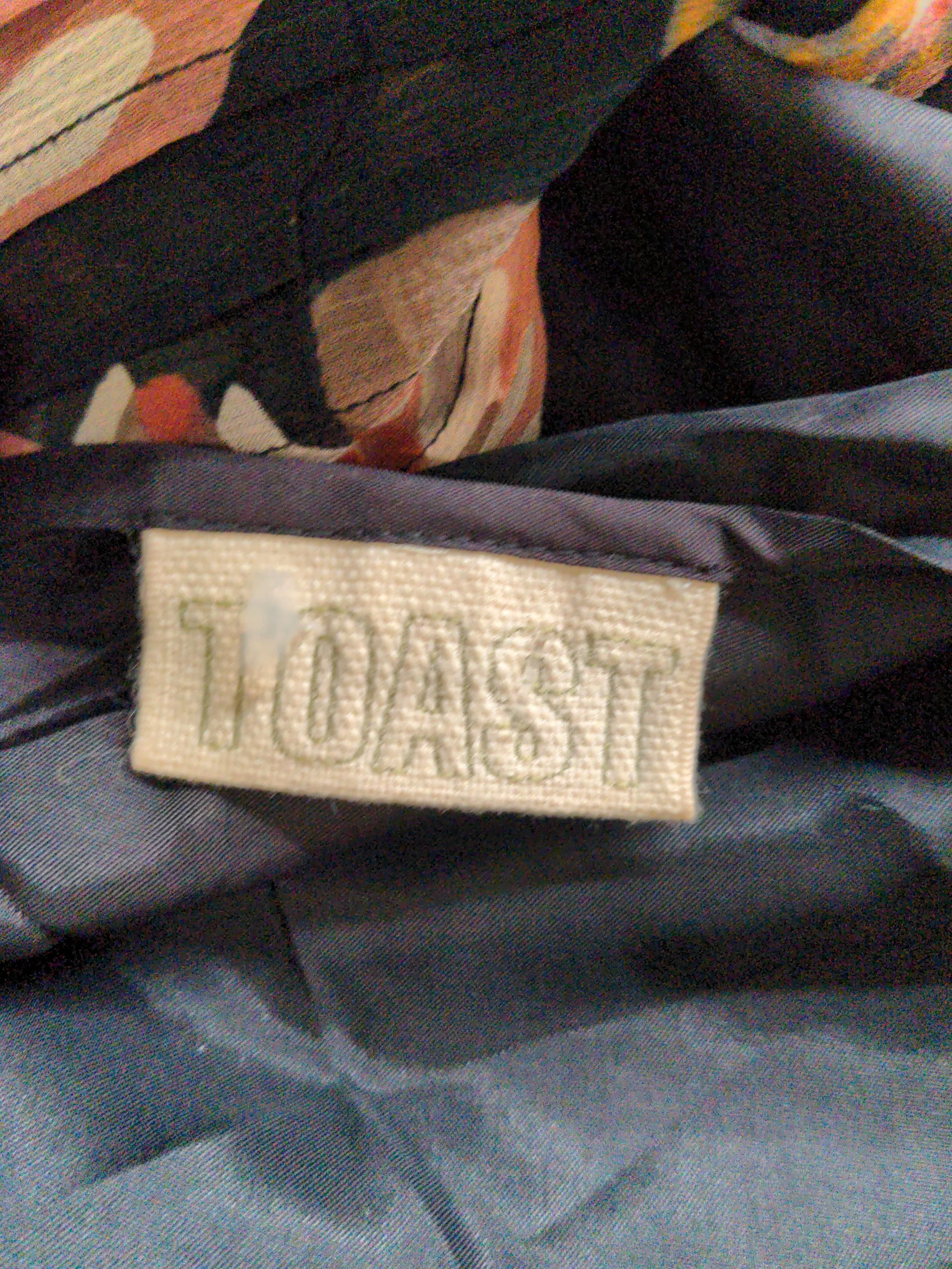Toast T-Shirt Midi Dress M in Black - Image 5