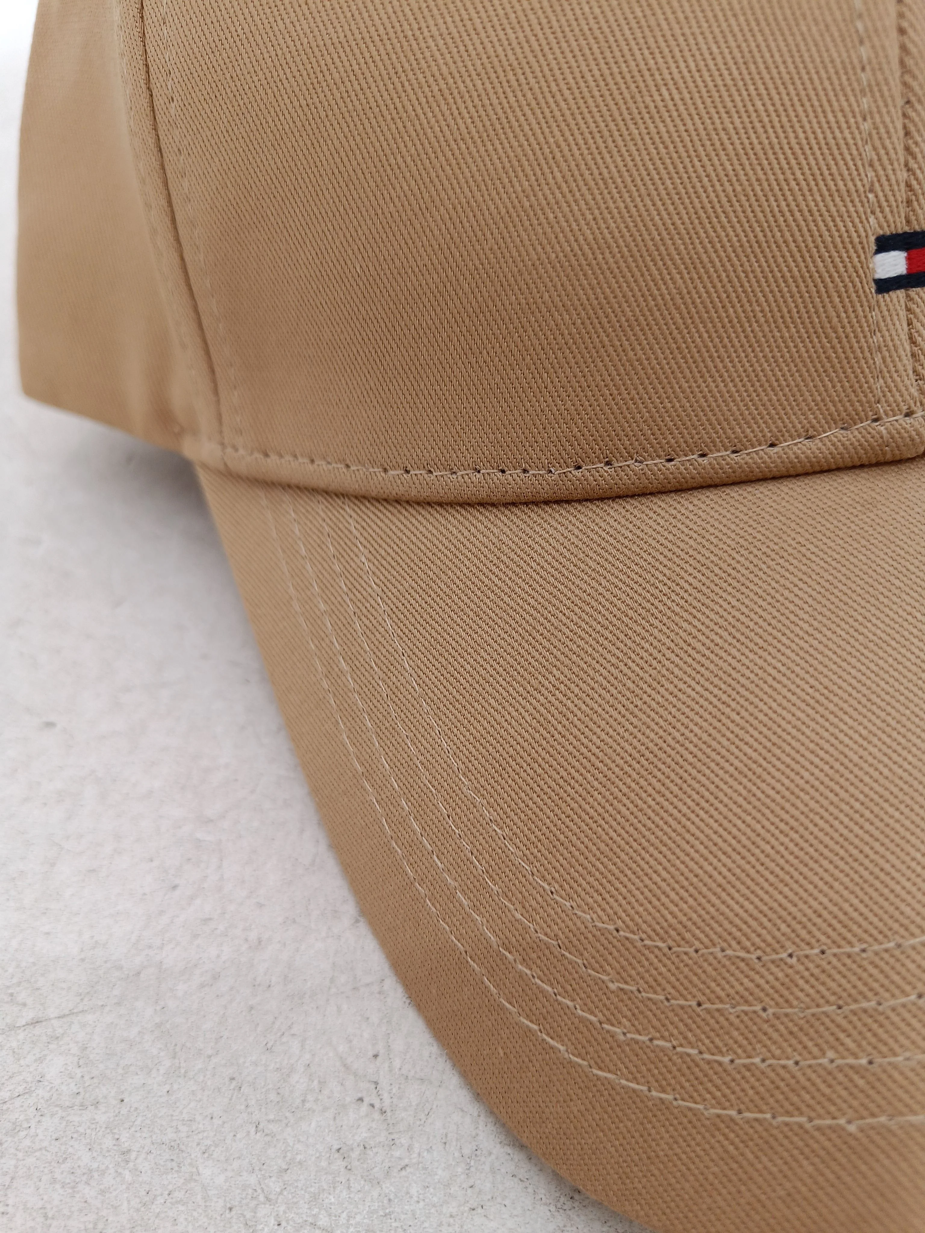 Tommy Hilfiger Men's Hat Tan 100% Cotton Baseball Cap New with tags - Image 3