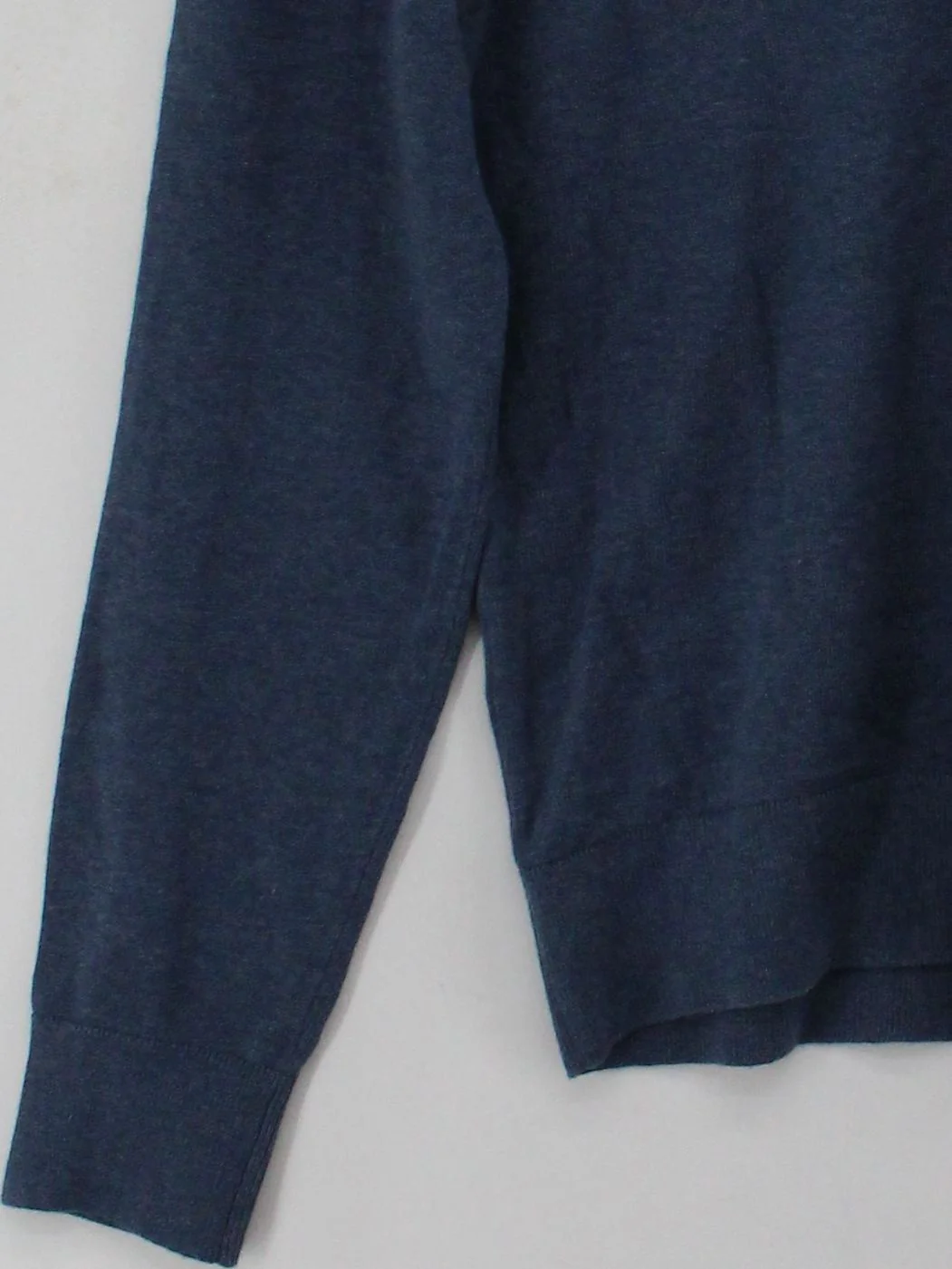 Tommy Hilfiger Men's Jumper L Blue 100% Cotton V-Neck Pullover - Image 4