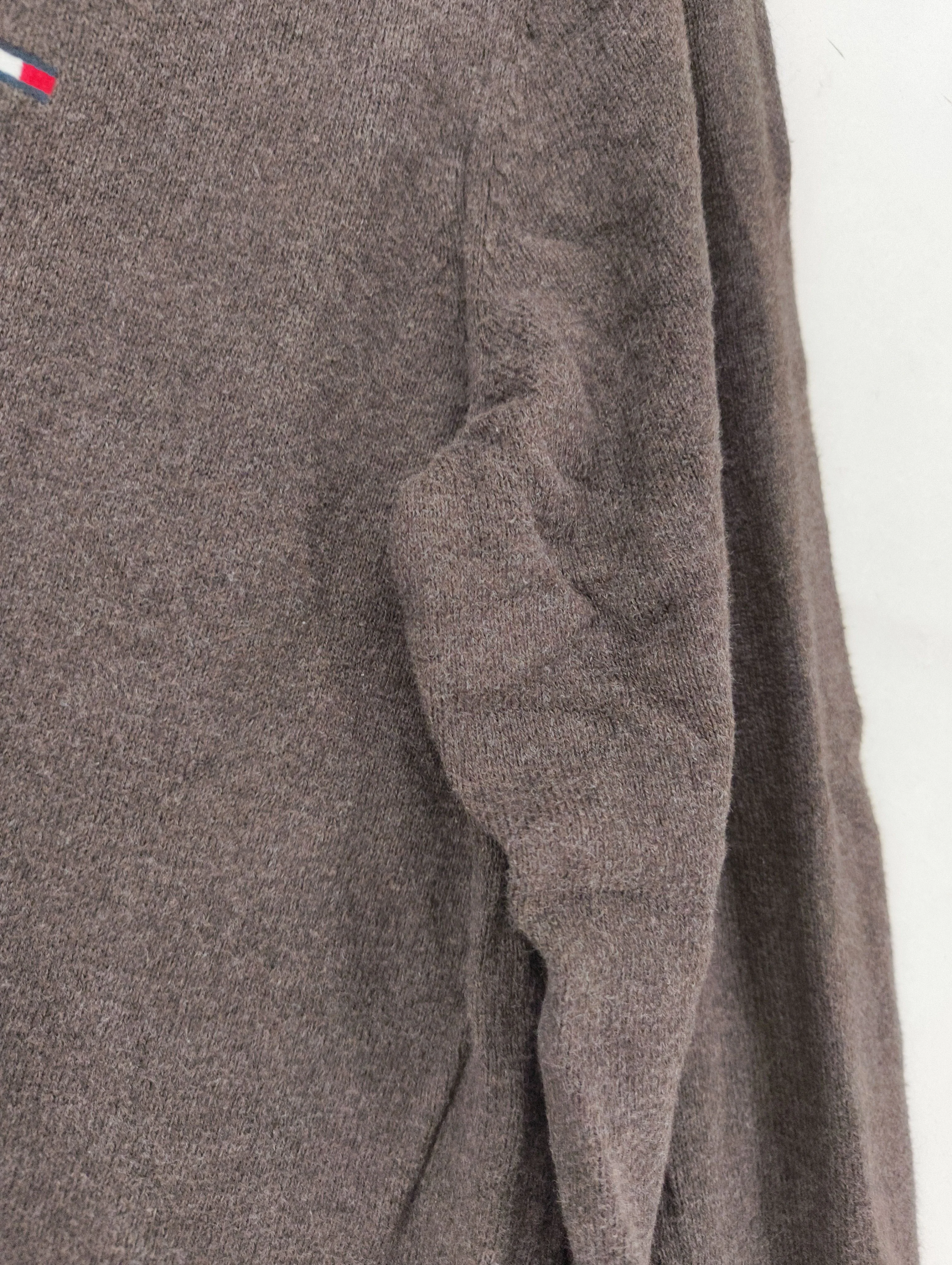 Tommy Hilfiger Men's Jumper S Brown Cotton with Cashmere V-Neck Pullover - Image 6
