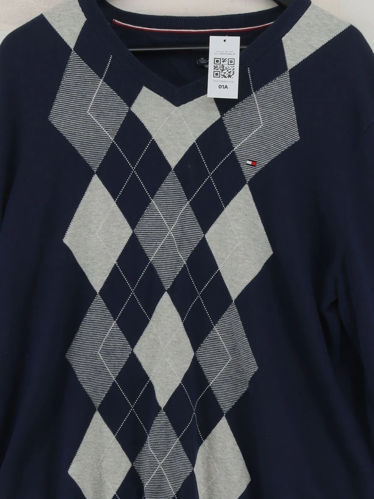 Tommy Hilfiger Men's Jumper XL Blue Argyle 100% Cotton V-Neck Pullover - Image 3