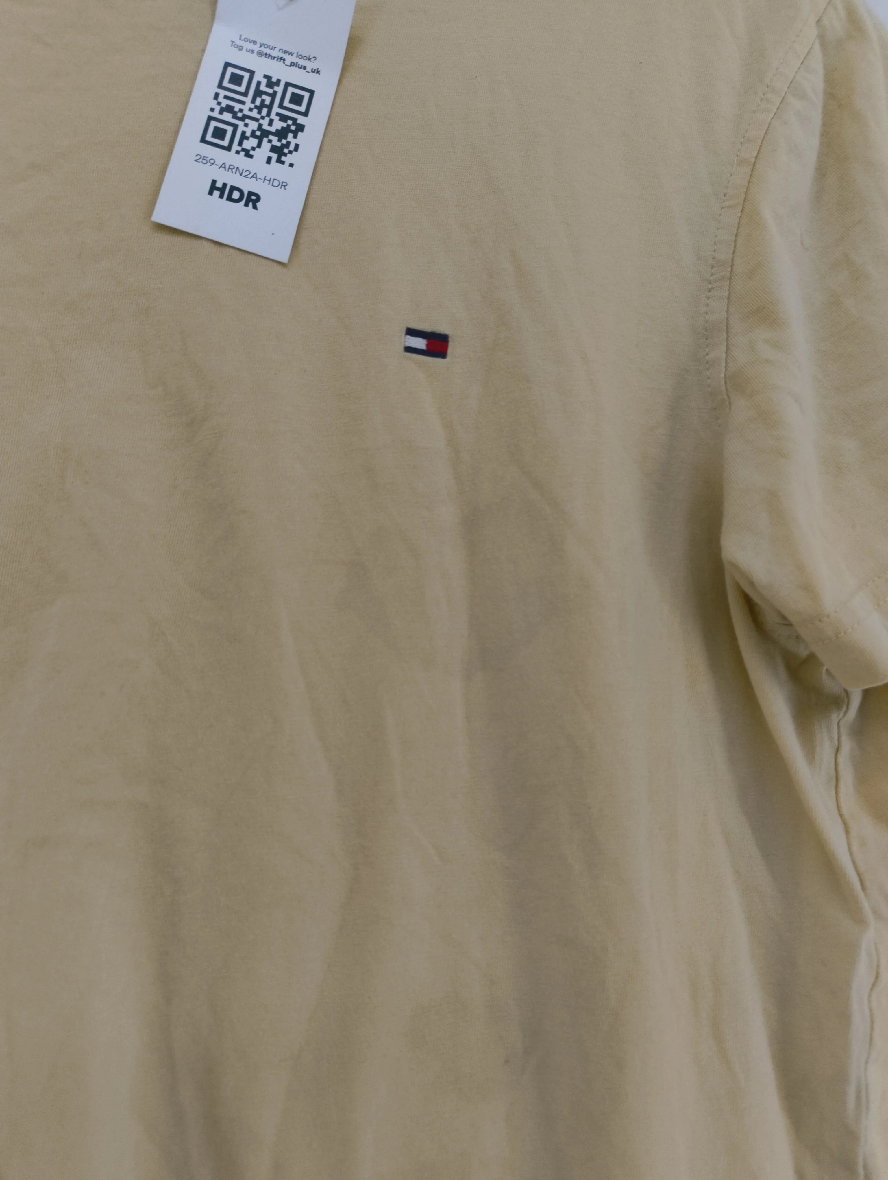 Tommy Hilfiger Men's T-Shirt L Yellow 100% Cotton Basic - Image 5