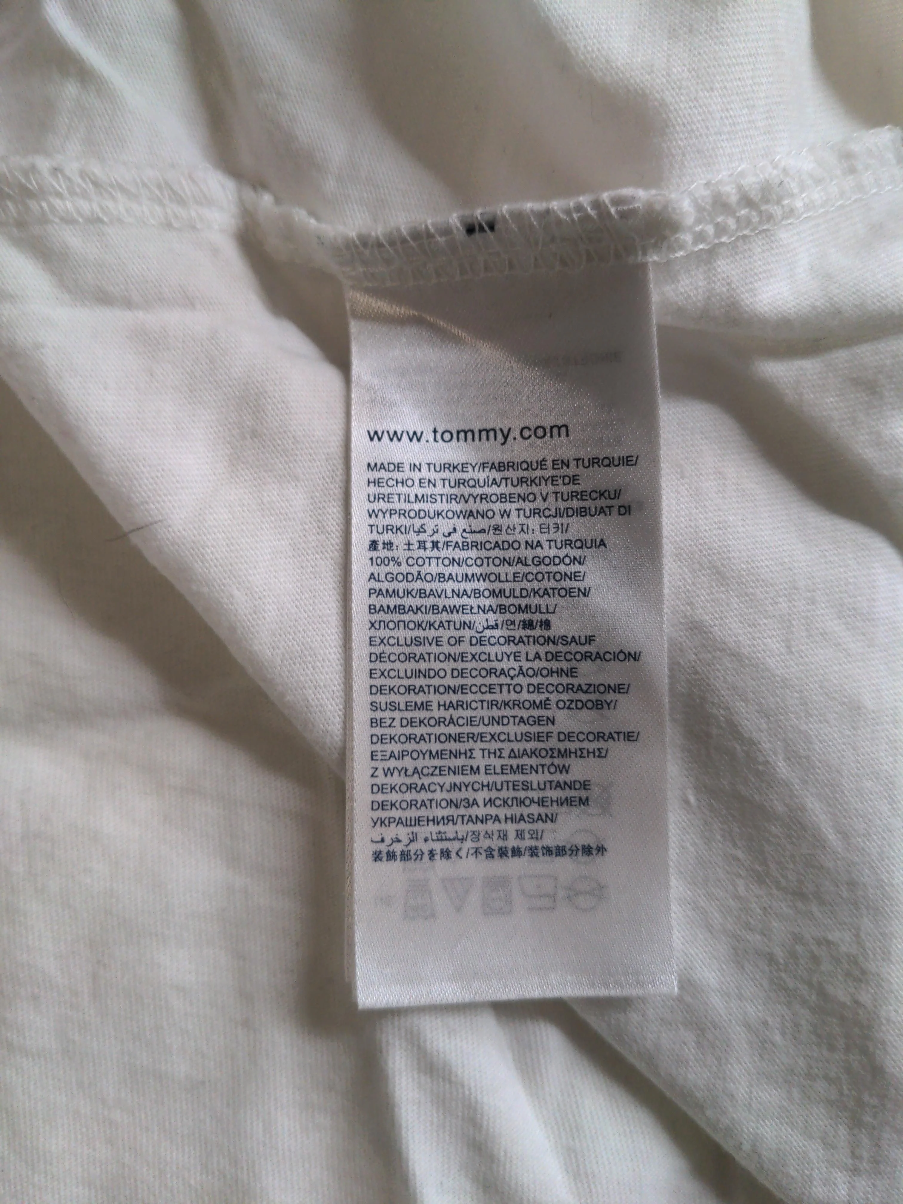 Tommy Hilfiger Men's T-Shirt M White 100% Cotton Basic - Image 6