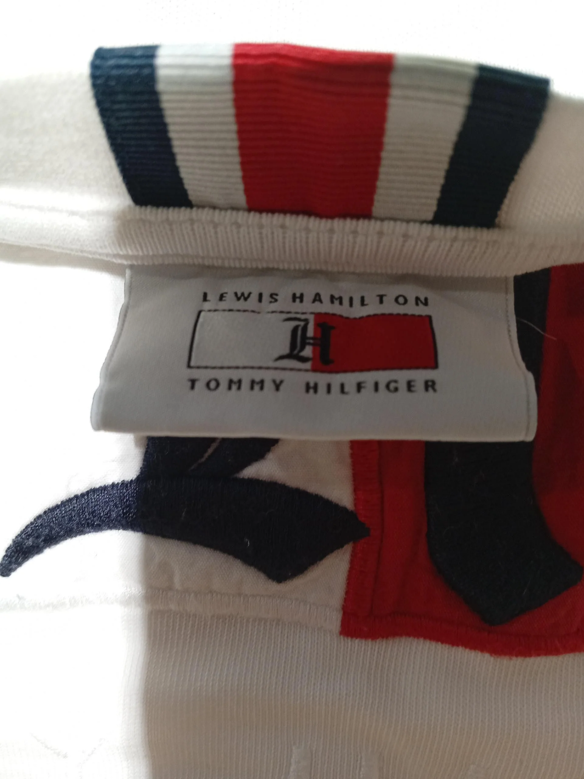 Tommy Hilfiger Men's T-Shirt XL White Graphic 100% Cotton Basic - Image 5