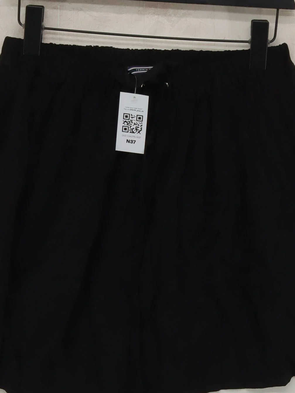Tommy Hilfiger Women's Mini Skirt UK 10 Black 100% Viscose Short Mini - Image 3