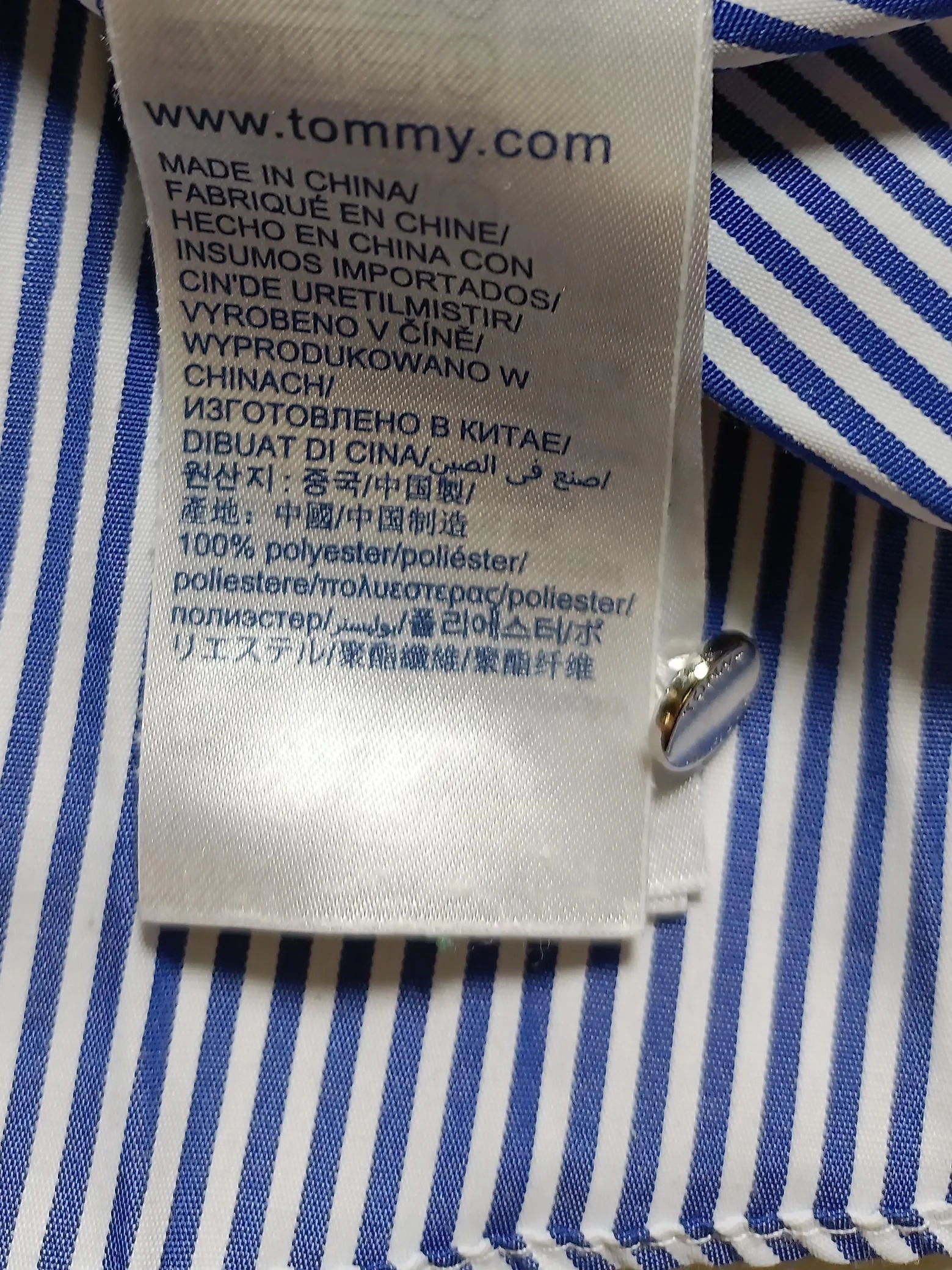 Tommy Hilfiger Women's Shirt UK 8 Blue 100% Polyester Basic - Image 6
