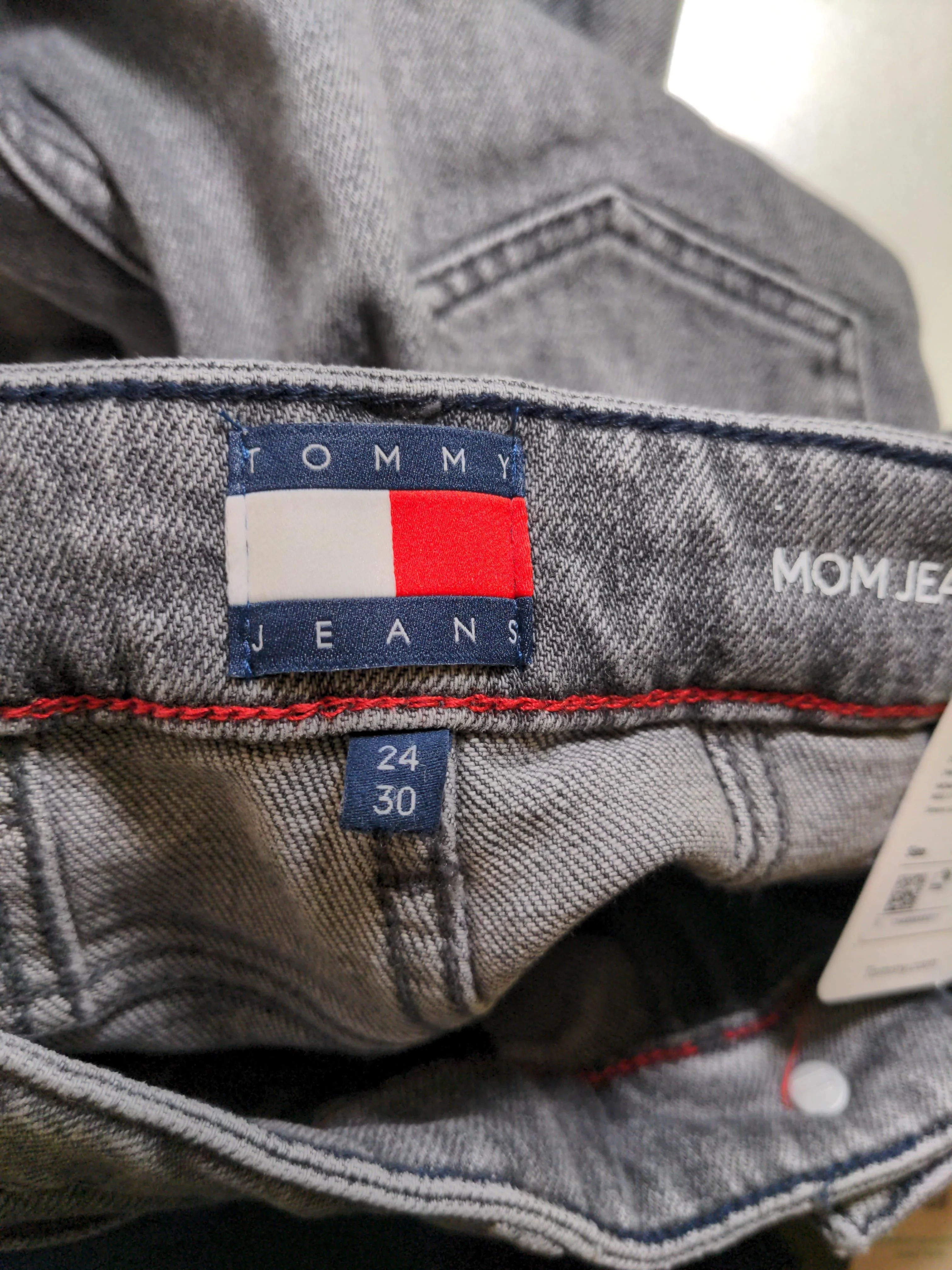 Tommy Jeans Women's Jeans W 24 in; L 30 in Grey Cotton with Elastane Mom - Image 5