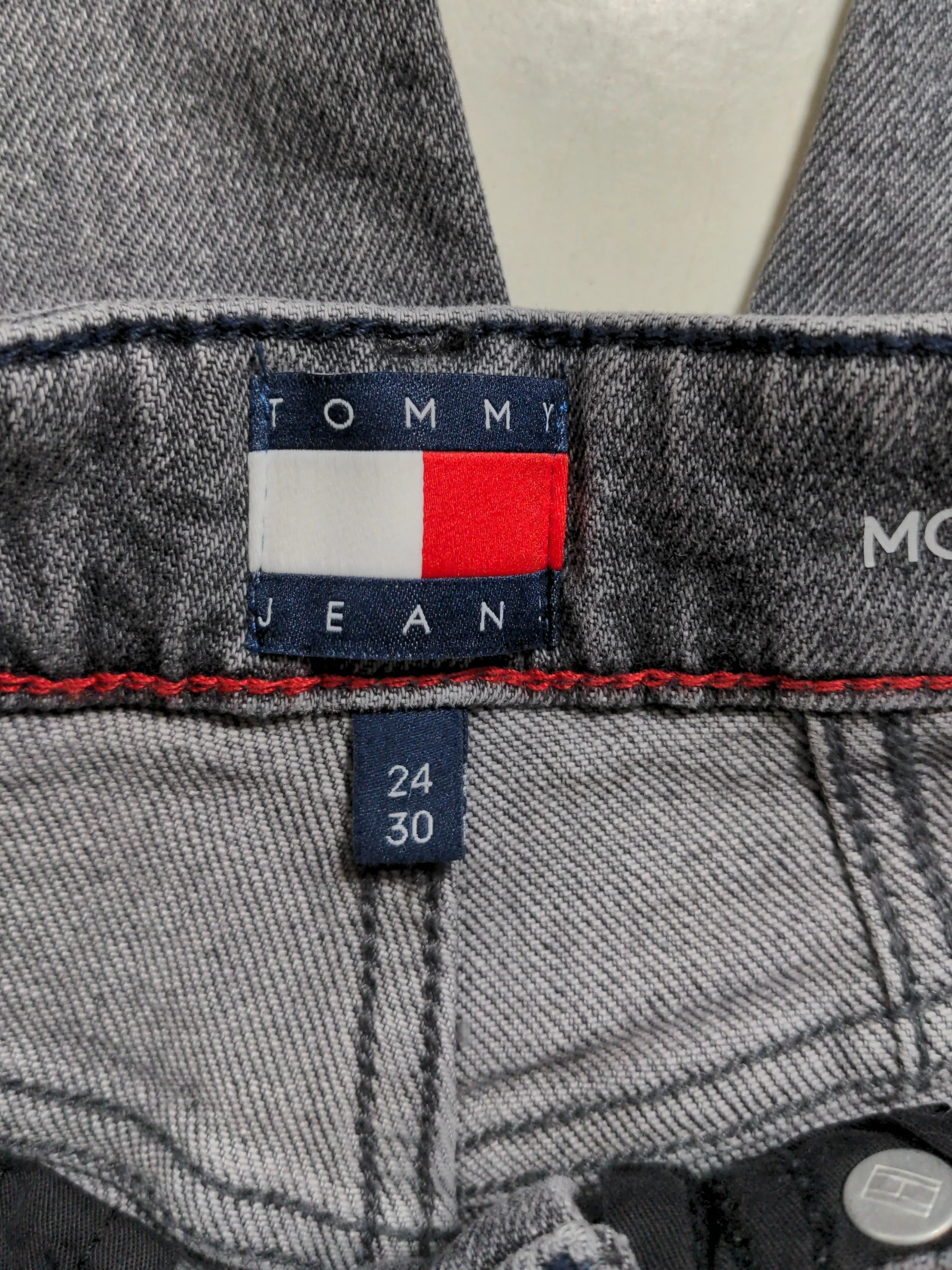 Tommy Jeans Women's Jeans W 24 in; L 30 in Grey Cotton with Elastane Mom - Image 5