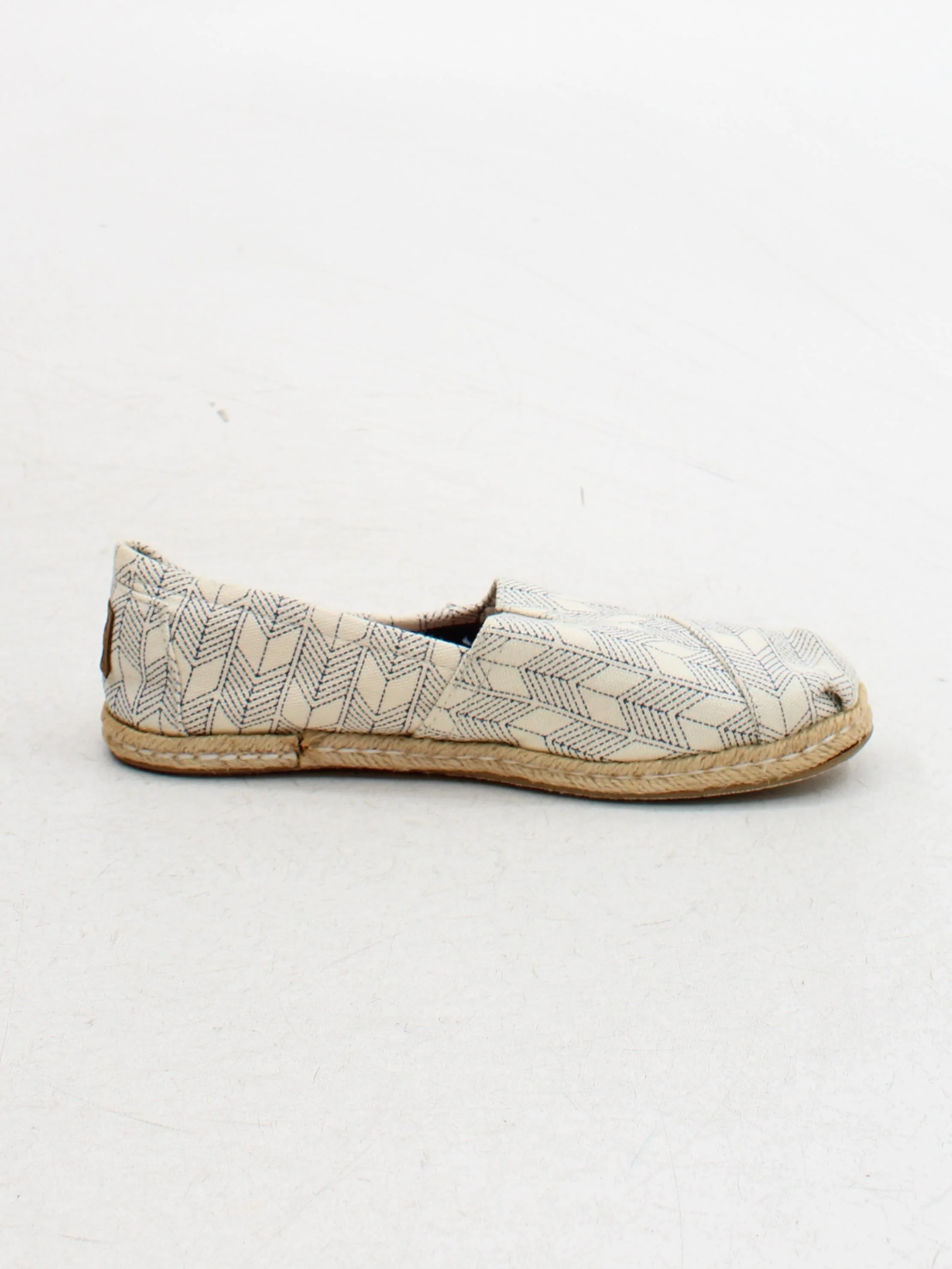 Toms Women's Flat Shoes UK 4 Cream Geometric 100% Other Loafer - Image 5