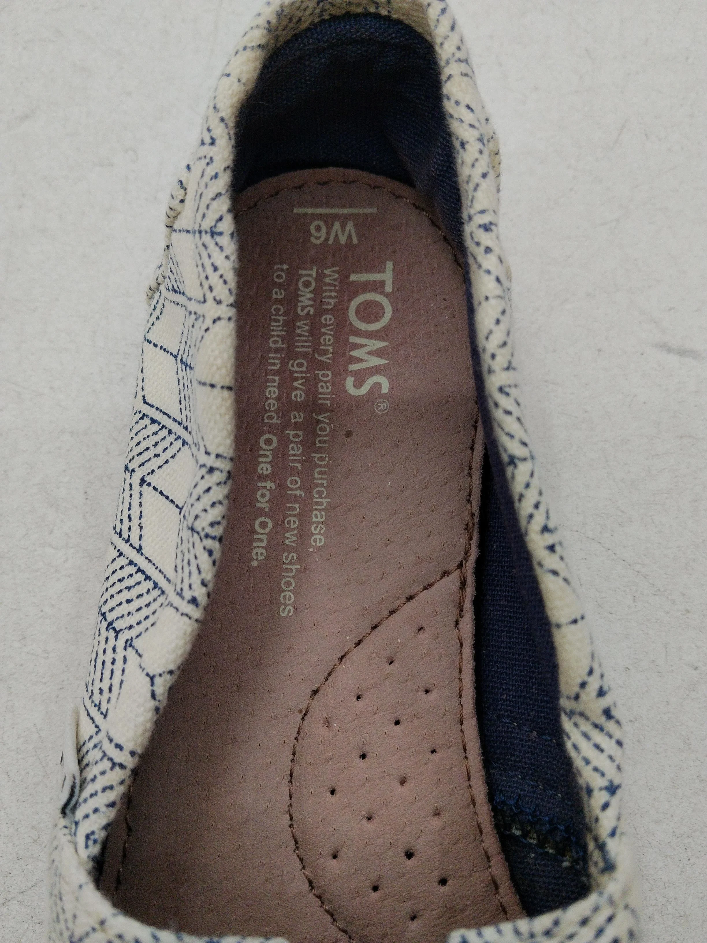 Toms Women's Flat Shoes UK 4 Cream Geometric 100% Other Loafer - Image 6