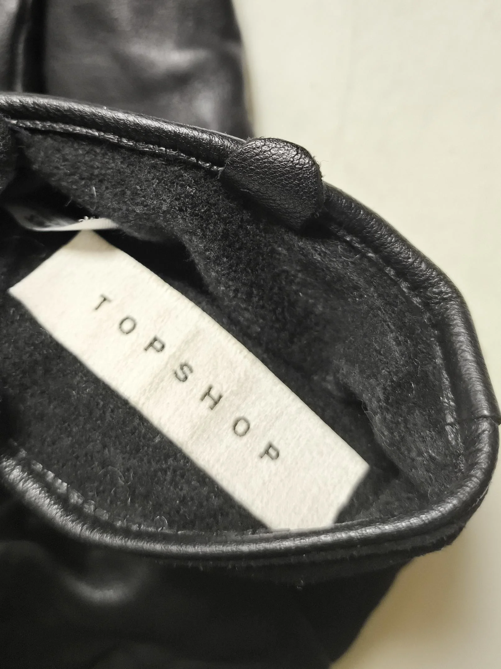 Topshop Men's Gloves M Black Leather with Suede Glove - Image 6