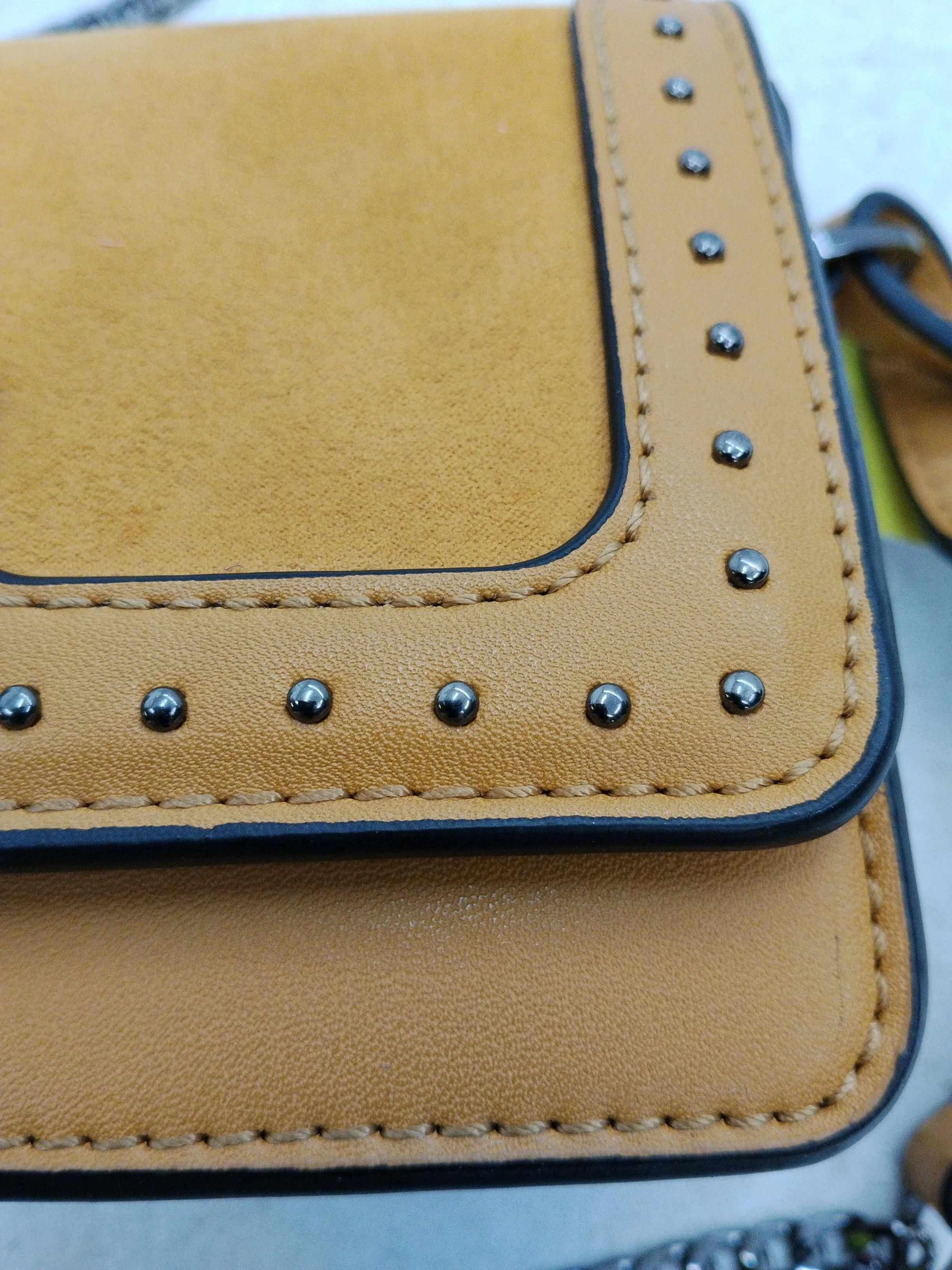 Topshop Women's Bag Yellow 100% Faux Leather Crossbody - Image 3