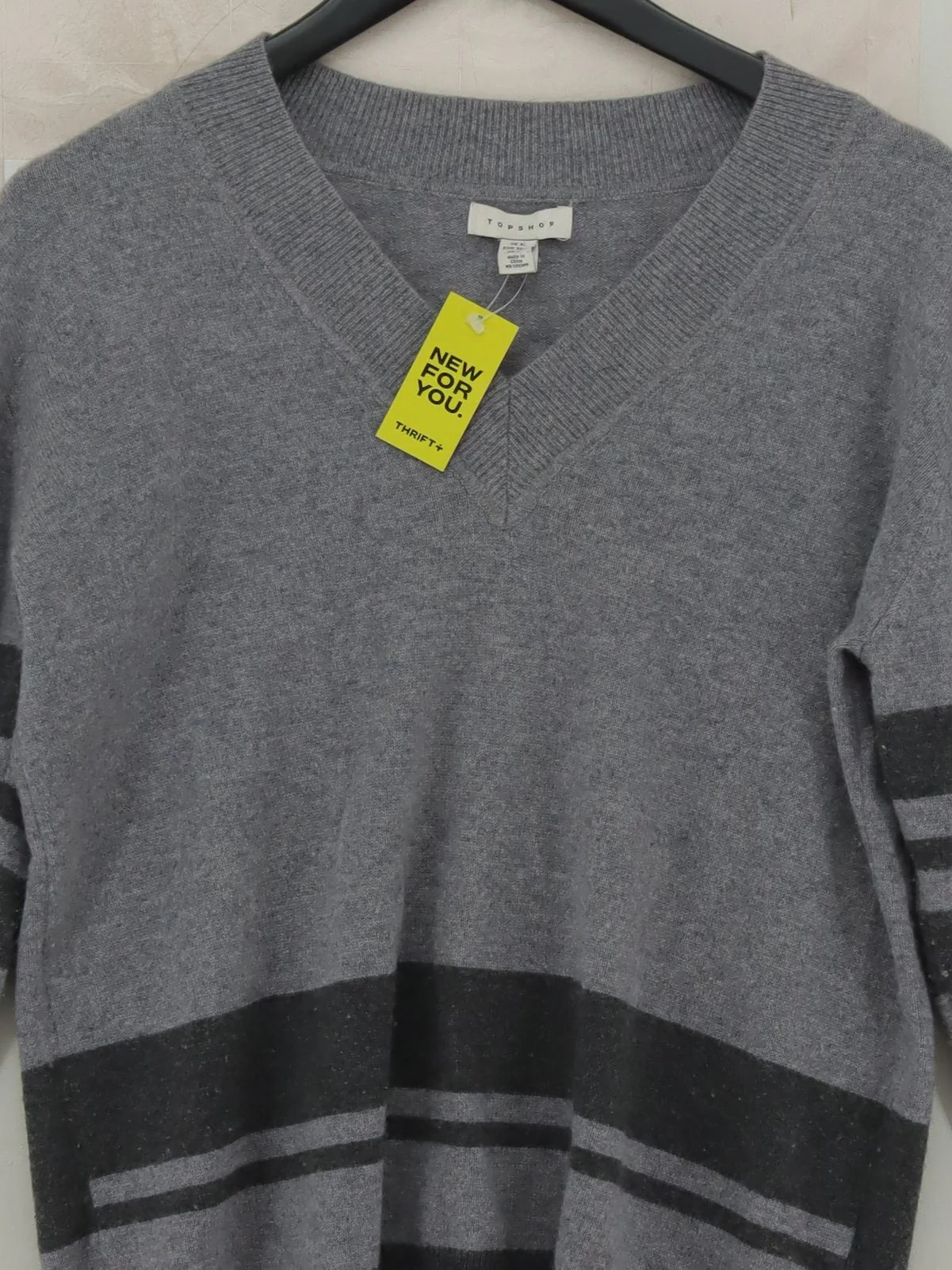 Topshop Women's Jumper XS Grey Striped 100% Cashmere V-Neck Pullover - Image 3