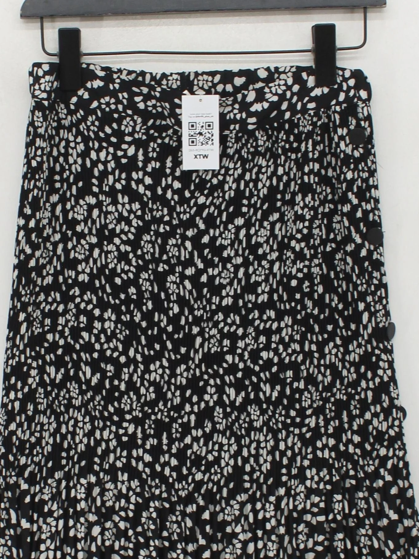 Topshop Women's Maxi Skirt M Black Floral 100% Polyester Long Maxi - Image 3