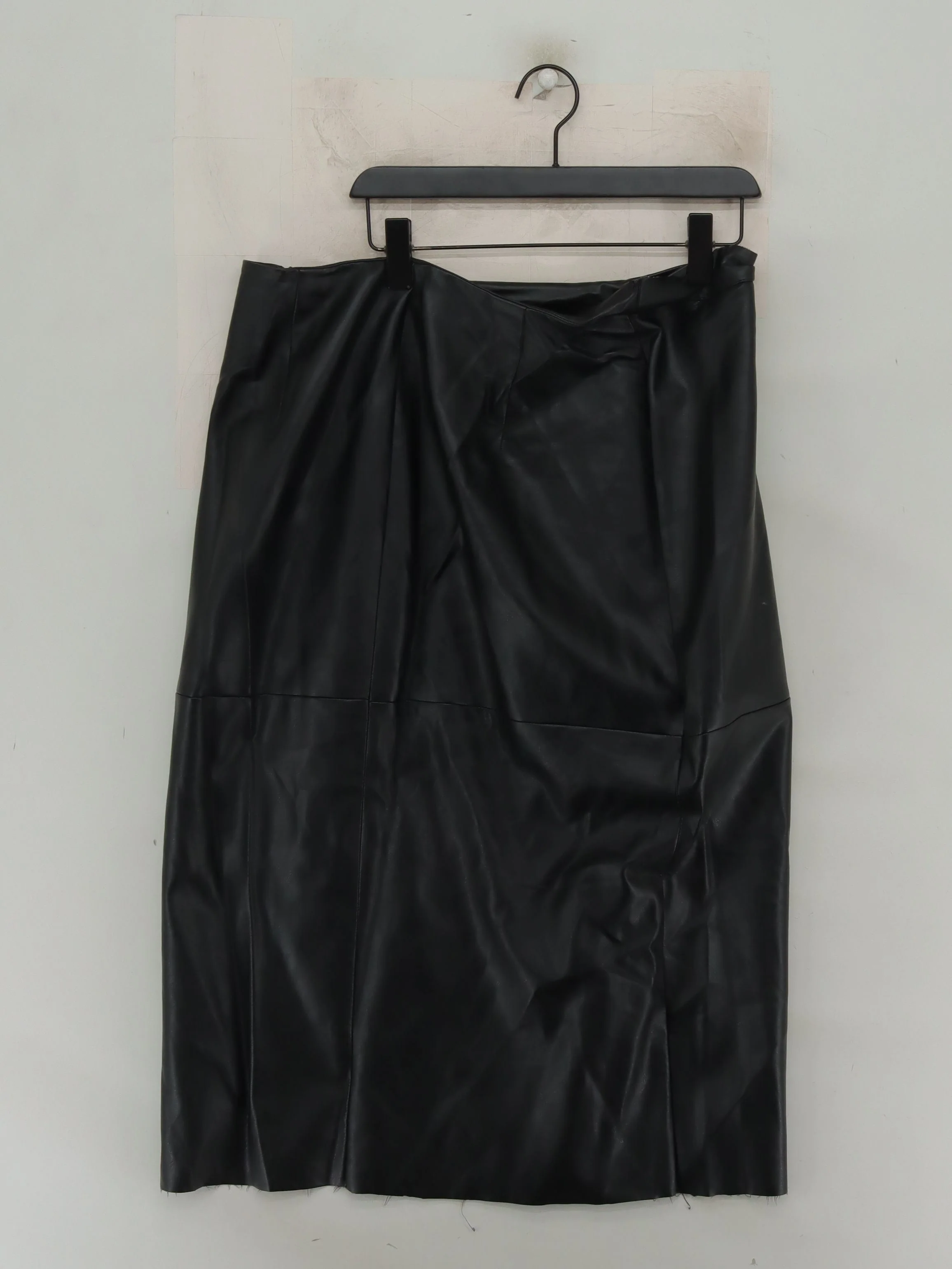 Topshop Women's Midi Skirt XL Black 100% Other Midi Straight & Pencil - Image 2