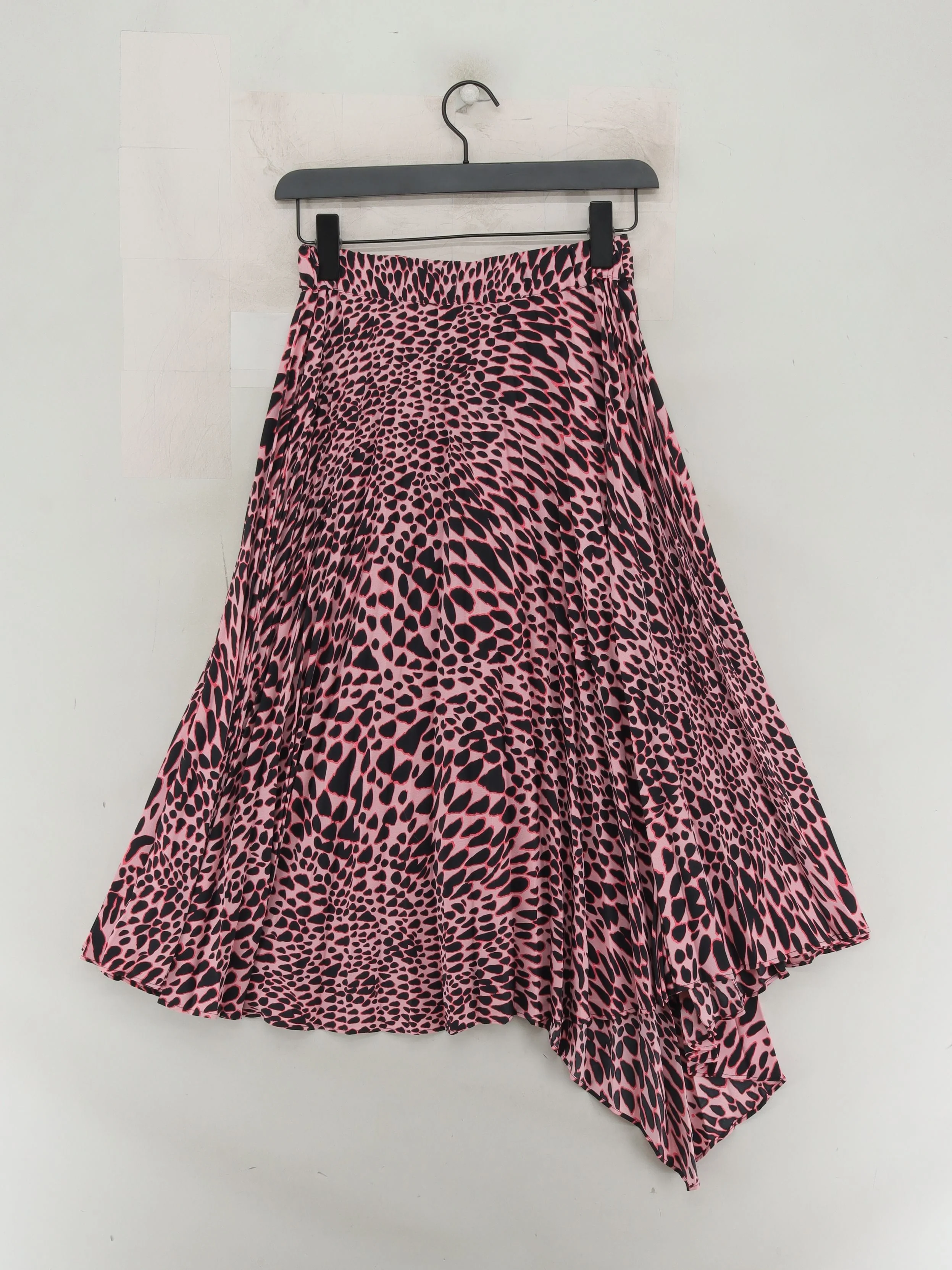 Topshop Women's Midi Skirt XS Pink Animal Print 100% Polyester Midi Pleated - Image 2