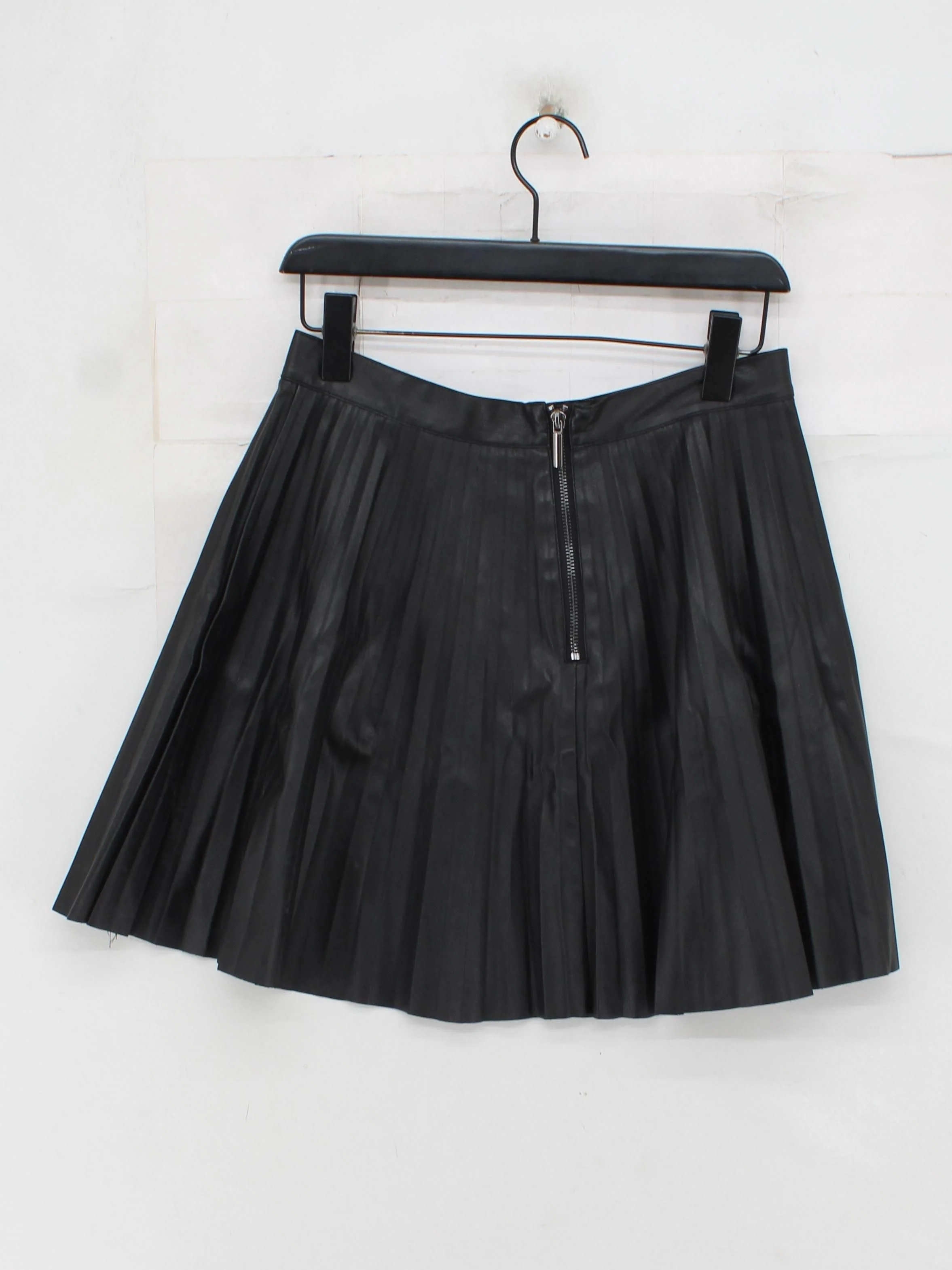 Topshop Women's Mini Skirt M Black 100% Faux Leather Short Mini - Image 2