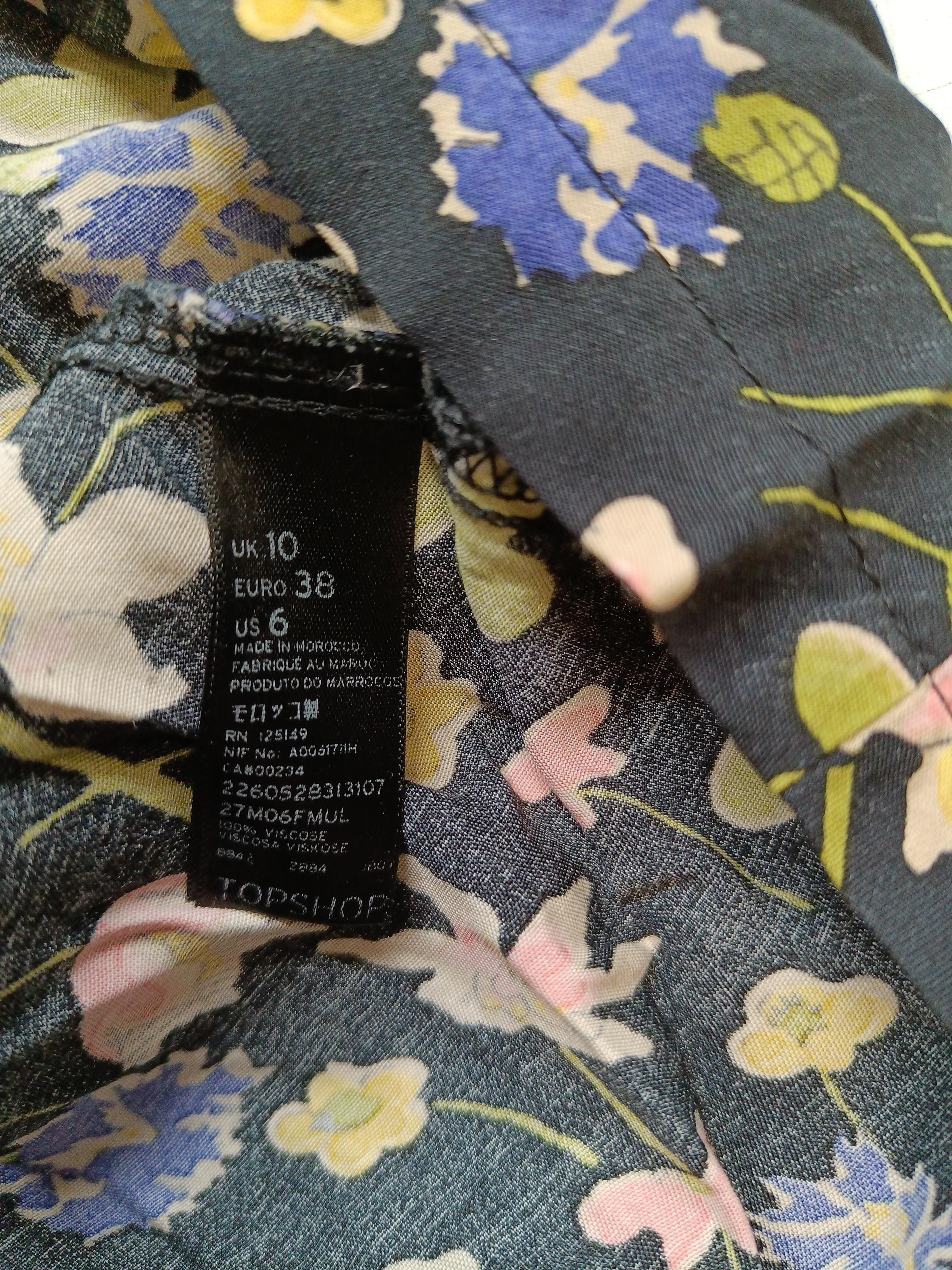 Topshop Women's Mini Skirt S Black Floral 100% Viscose Short Mini - Image 6