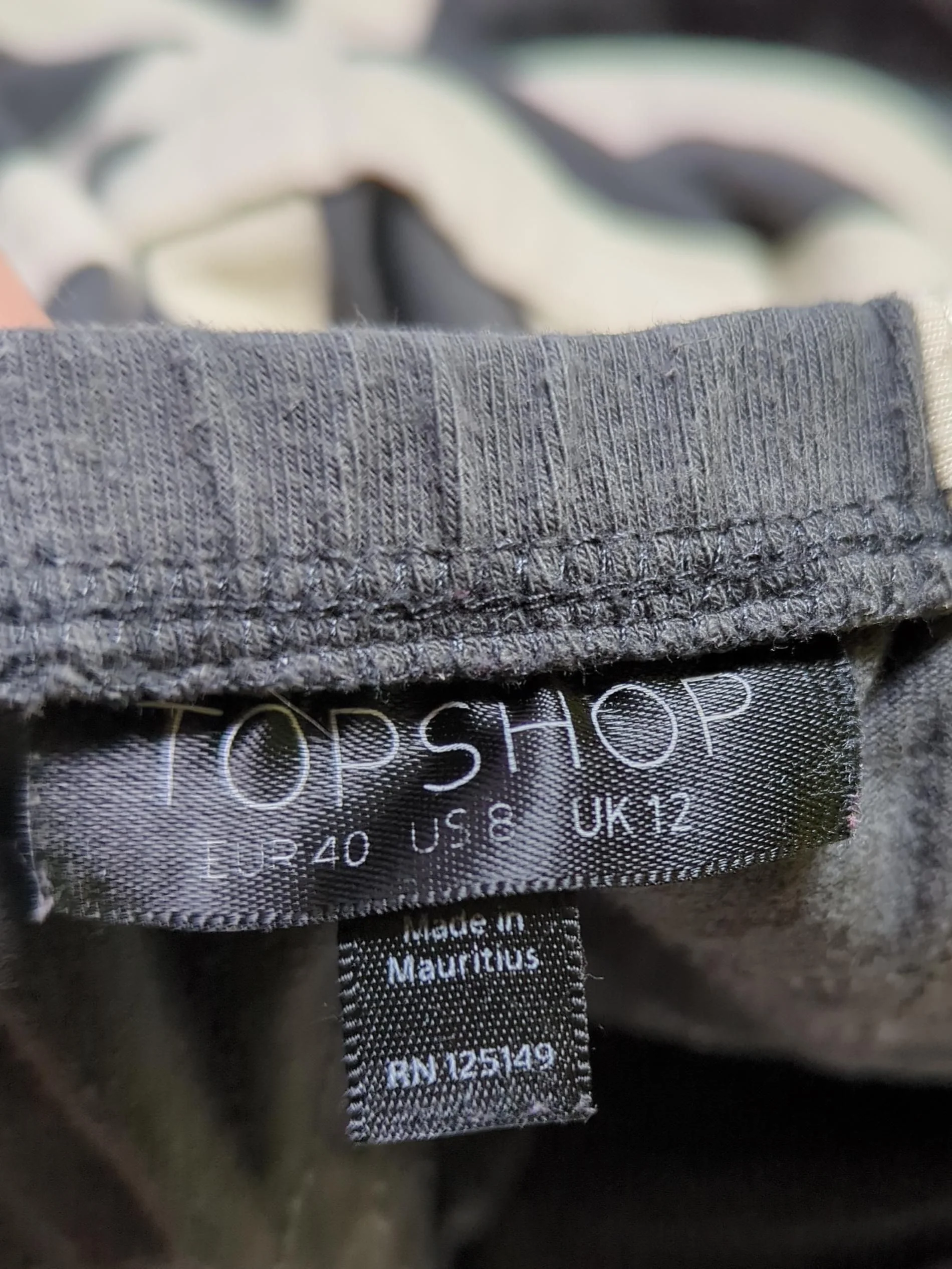 Topshop Women's Mini Skirt UK 12 Grey Geometric Cotton with Elastane Short Mini - Image 8