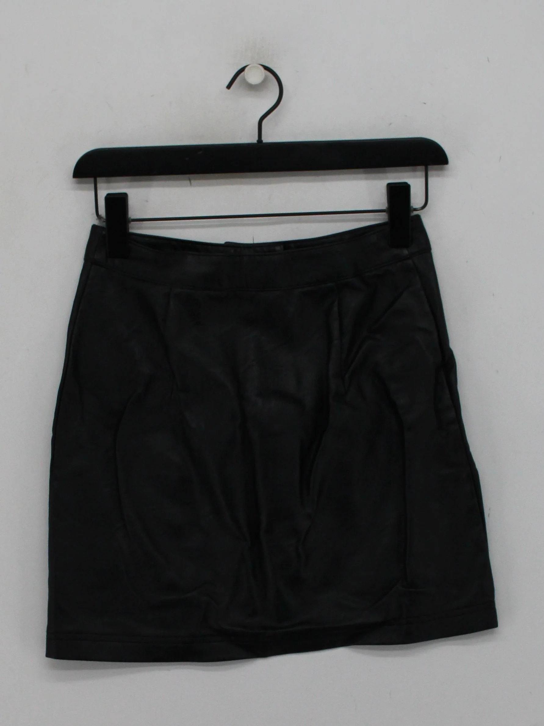 Topshop Women's Mini Skirt UK 6 Black Faux Leather - Image 2