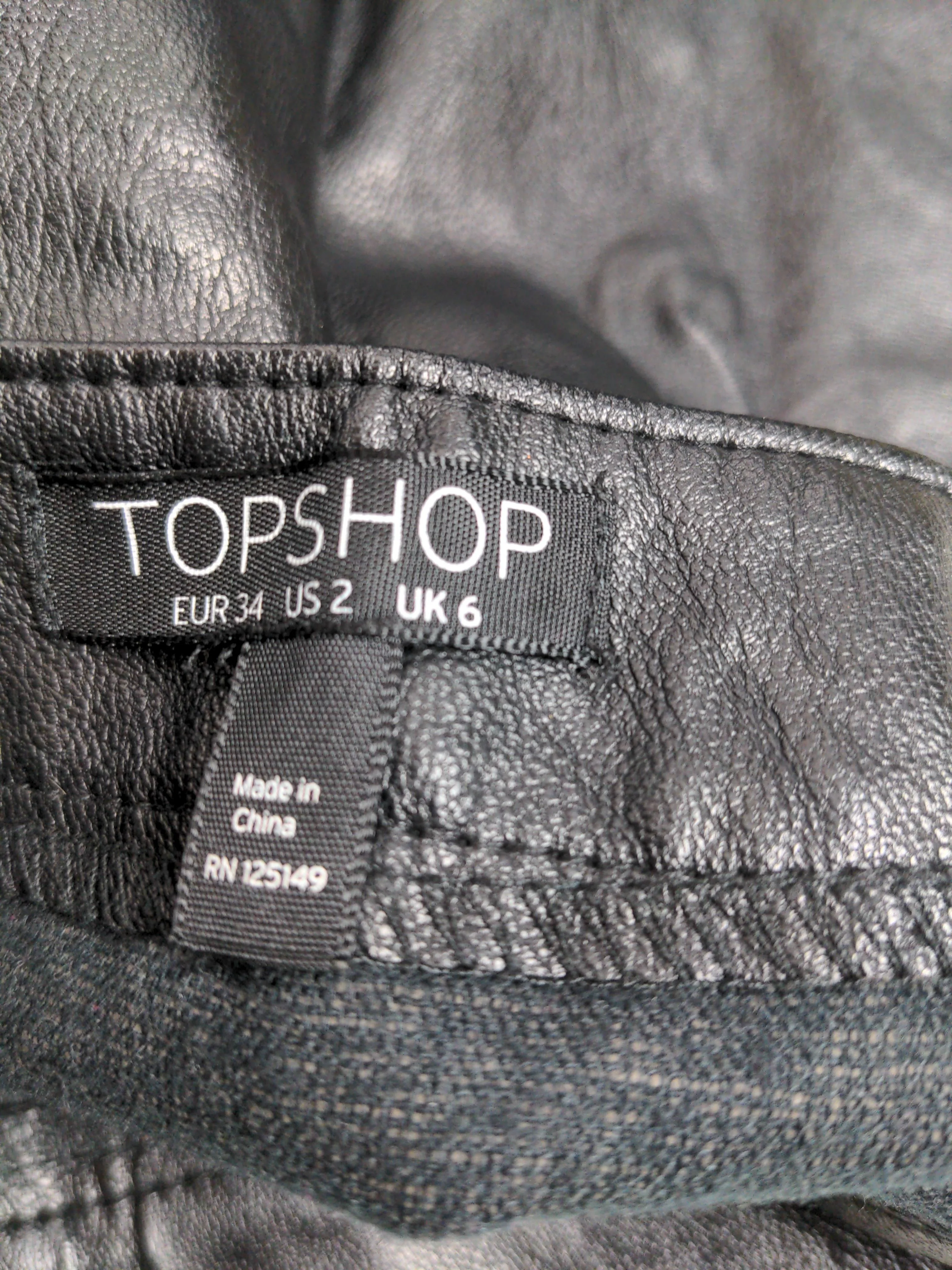 Topshop Women's Mini Skirt UK 6 Black Faux Leather - Image 5