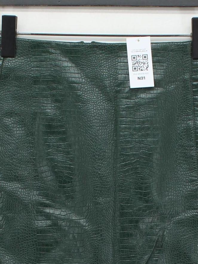Topshop Women's Mini Skirt UK 6 Green Polyester with Viscose, Cotton Mini - Image 3