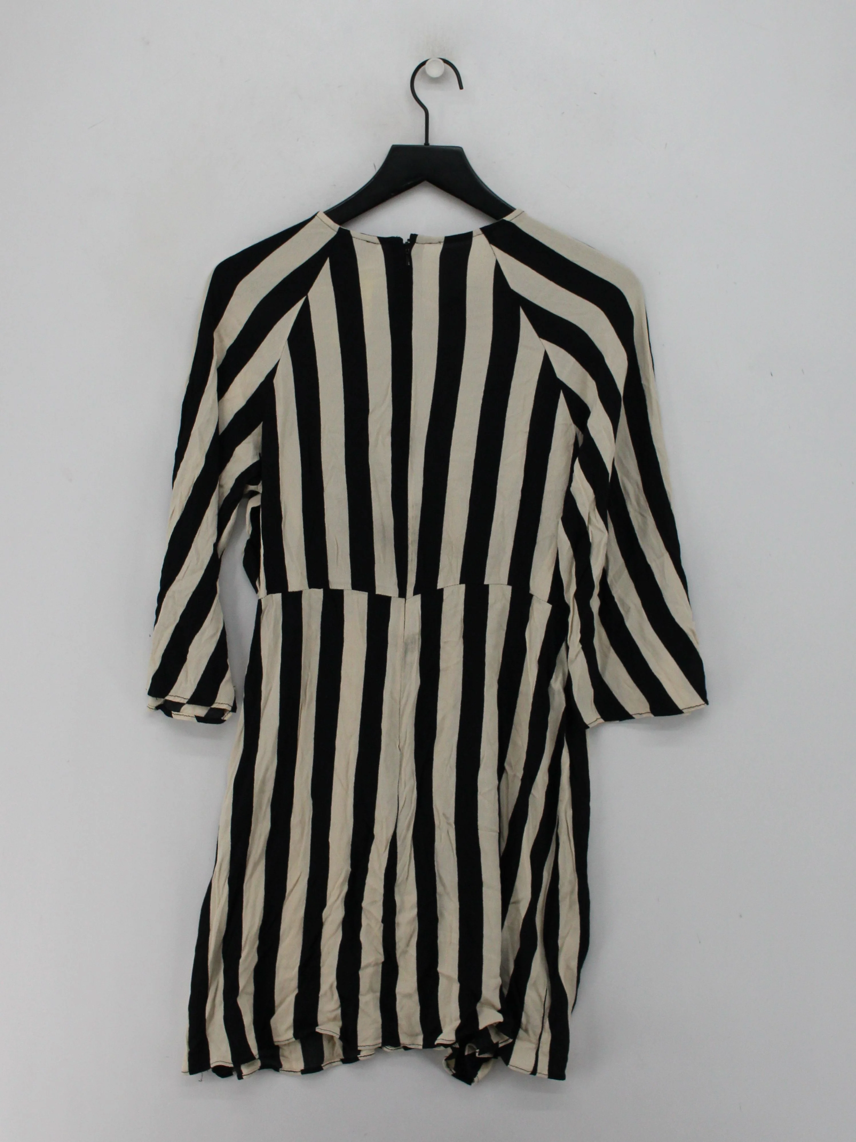 Topshop Women's Playsuit UK 14 Black Striped 100% Viscose Playsuit - Image 2